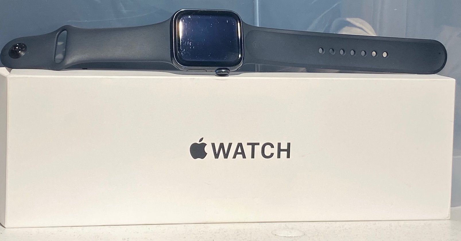 Apple watch SE (Gen 2), Ophalen of Verzenden, Zo goed als nieuw, Zwart, IOS