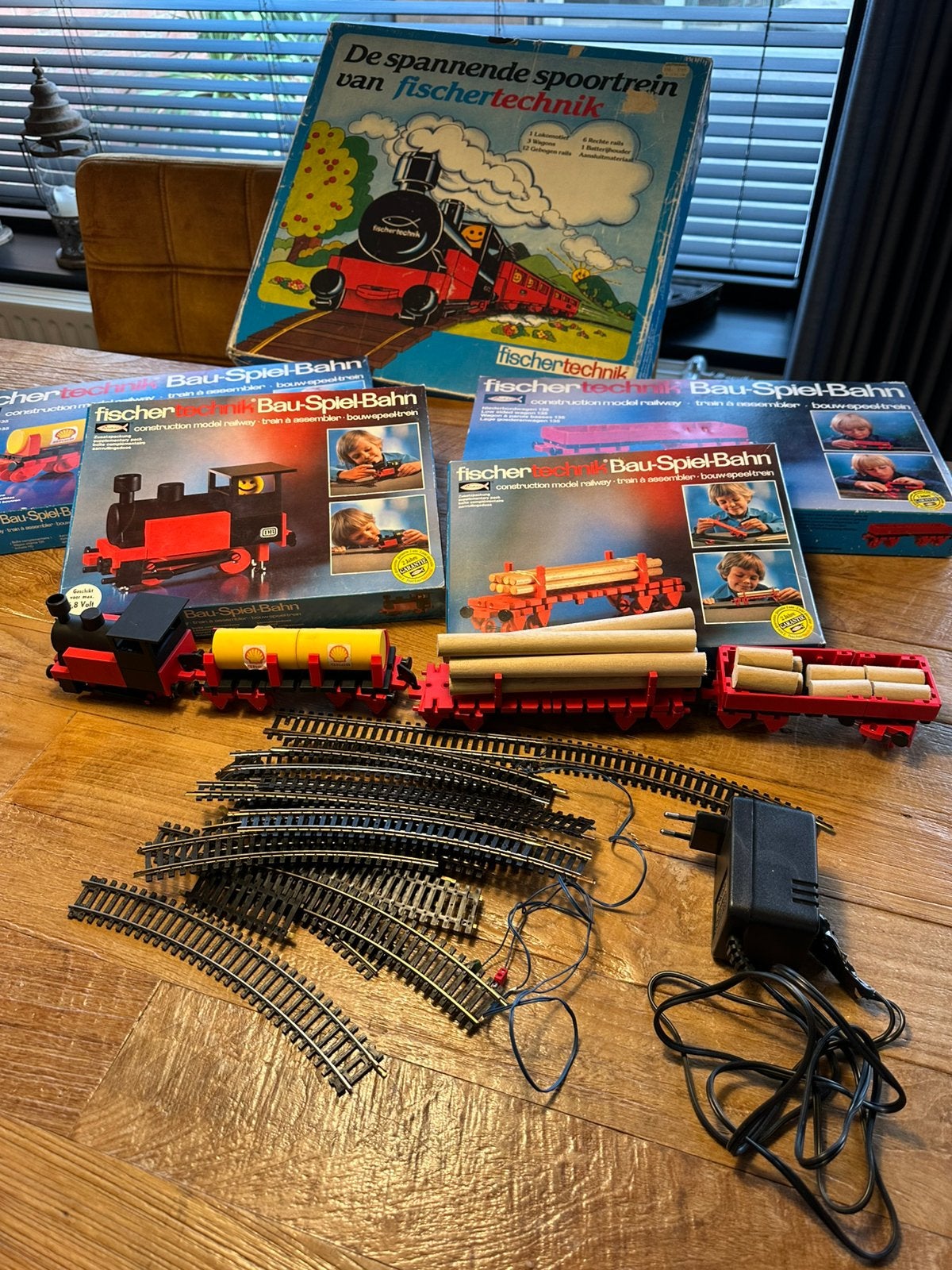 Spannende spoortrein van  fischer technik, Kinderen en Baby's, Overige merken, Zelf te bouwen, Ophalen of Verzenden, Zo goed als nieuw