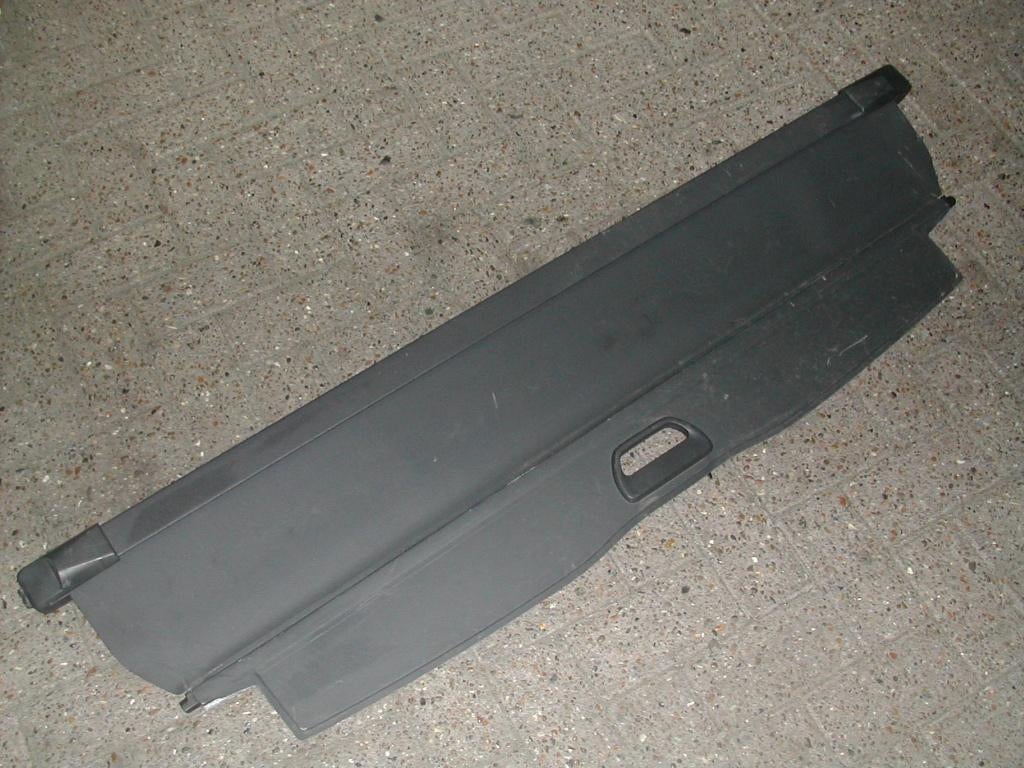 Volvo. V70 2. XC70 2 bagagehoes rolhoes d, grijs -2007., Ophalen, Gebruikt