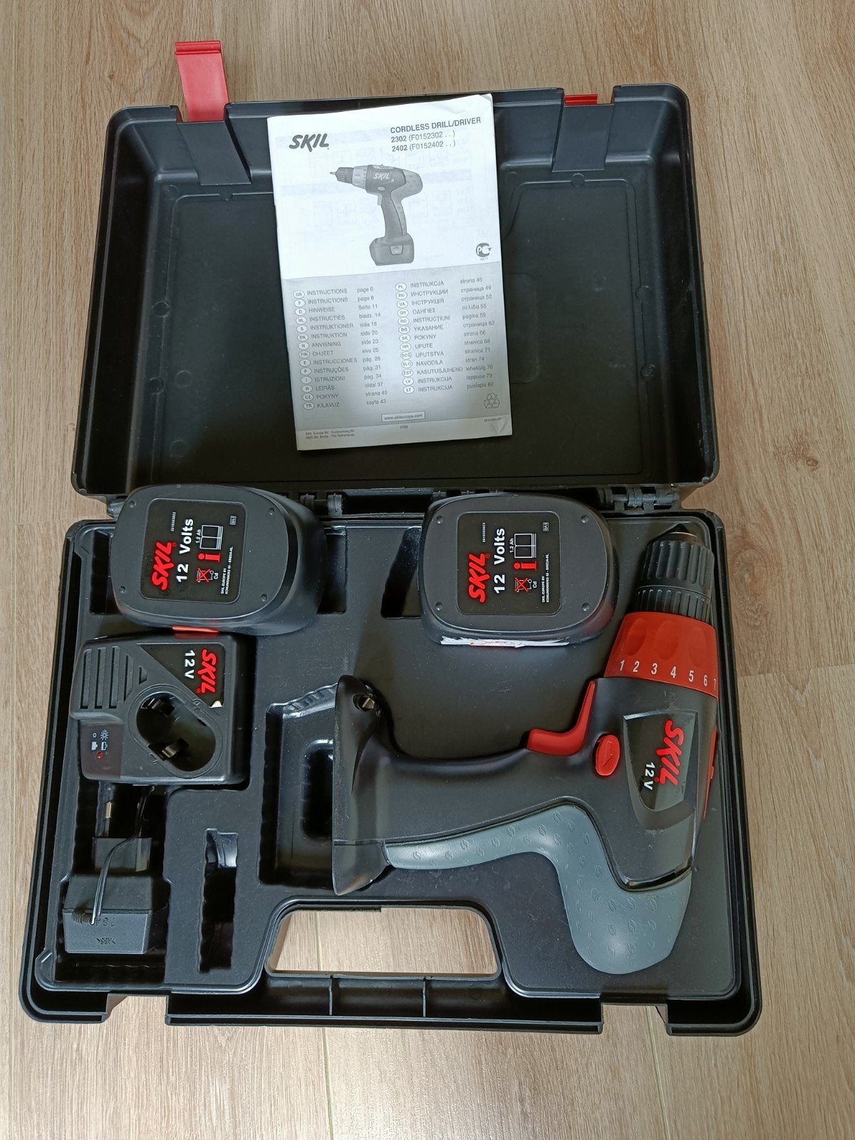 Skil Boor- en Schroefmachine met defecte batterij, Ophalen of Verzenden, Gebruikt, Minder dan 400 watt, Boor- en Schroefmachine