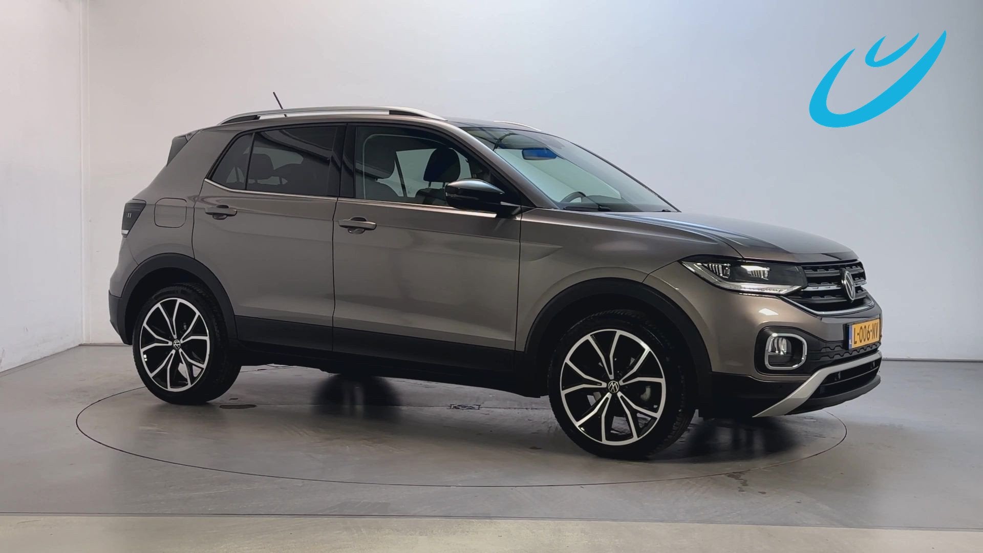 Volkswagen T-Cross 1.0 TSI 110pk Style LED Camera Stoelverwa, Auto's, Voorwielaandrijving, Dealer onderhouden, T-Cross, Gebruikt