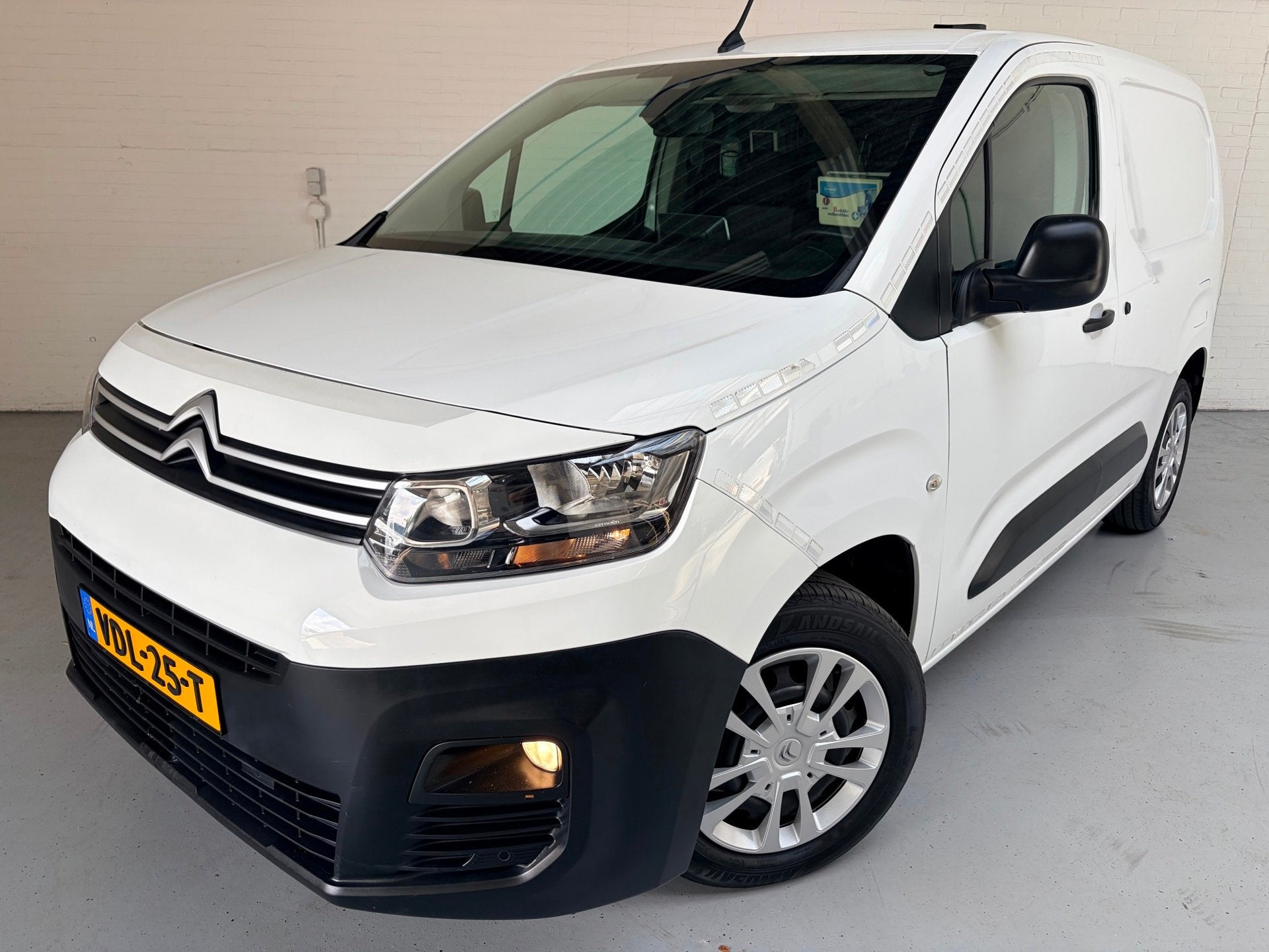 Citroen Berlingo Servicewagen automaat 1.5 BlueHDI 130pk L1H, Stof, Gebruikt, 4 cilinders, Origineel Nederlands