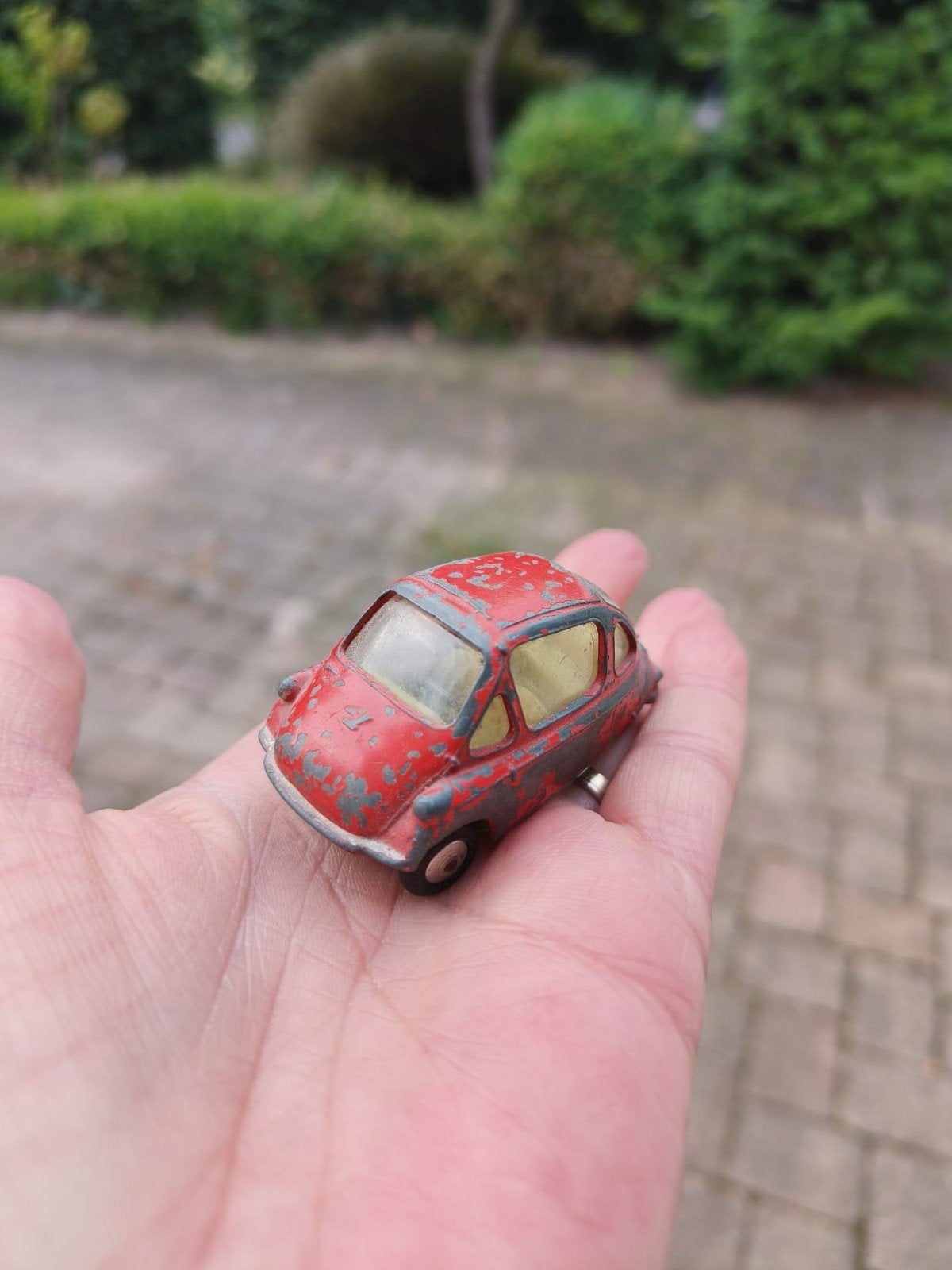 Corgi 233 Heikel Ecomy Car, Hobby en Vrije tijd, Overige merken, Gebruikt, Auto, Groter dan 1:32