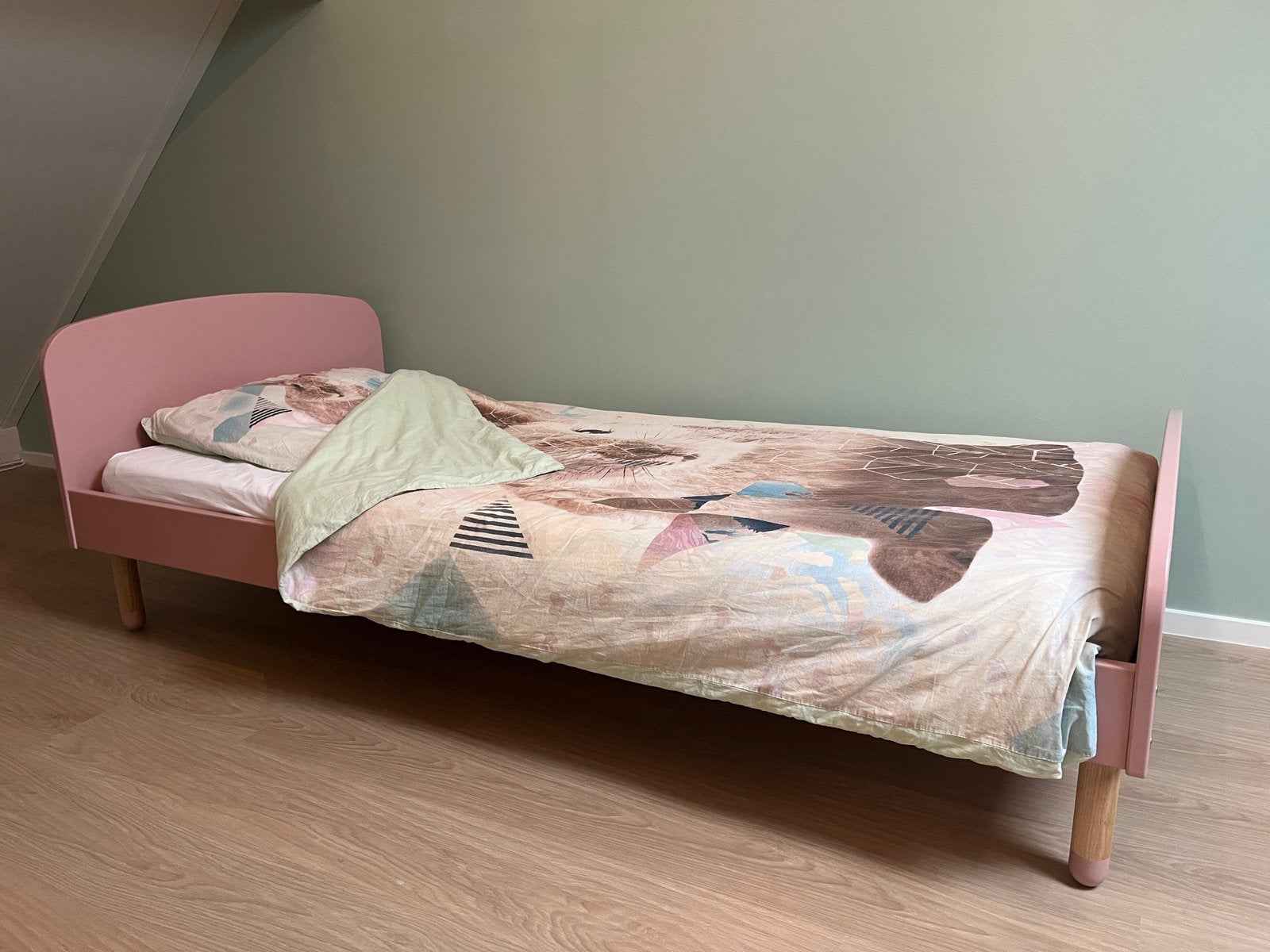 Roze Flexa Play eenpersoonsbed, Ophalen, 85 tot 100 cm, Zo goed als nieuw, Lattenbodem