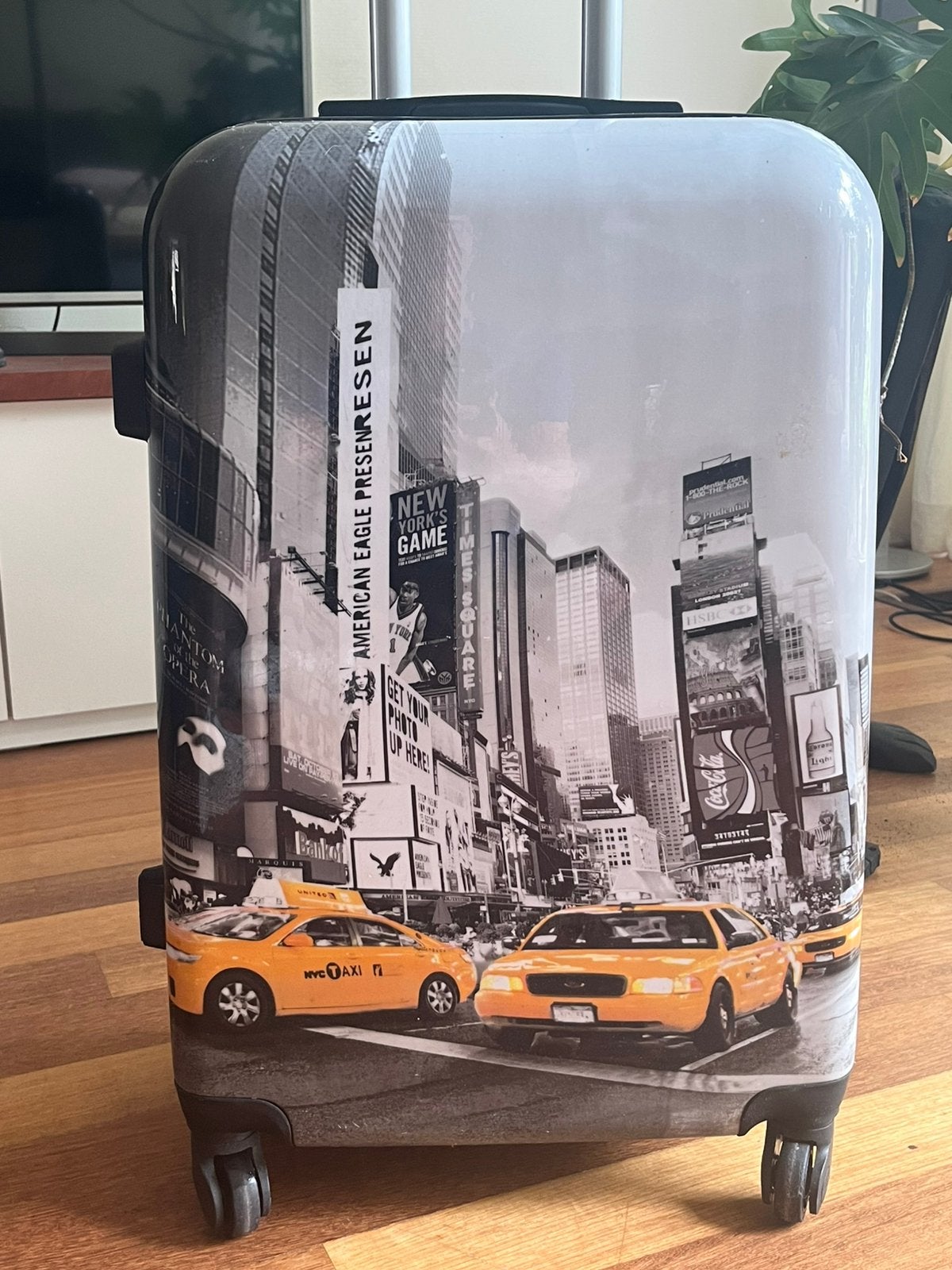 Koffer met unieke New York print 70x40x28 cm, Sieraden, Tassen en Uiterlijk, Koffers, Ophalen, Gebruikt, 50 tot 60 cm, Hard kunststof