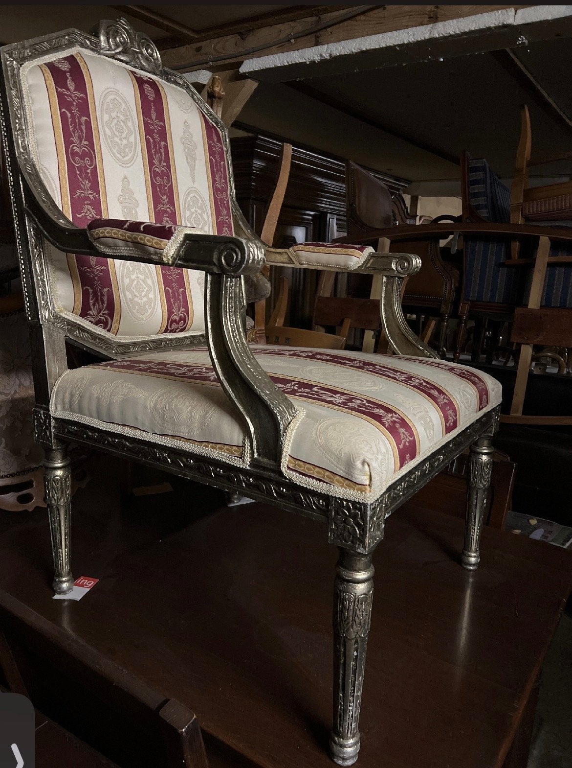 Elegante zilverkleurige fauteuil met gestreepte bekleding, Ophalen, Gebruikt, 75 tot 100 cm, Metaal