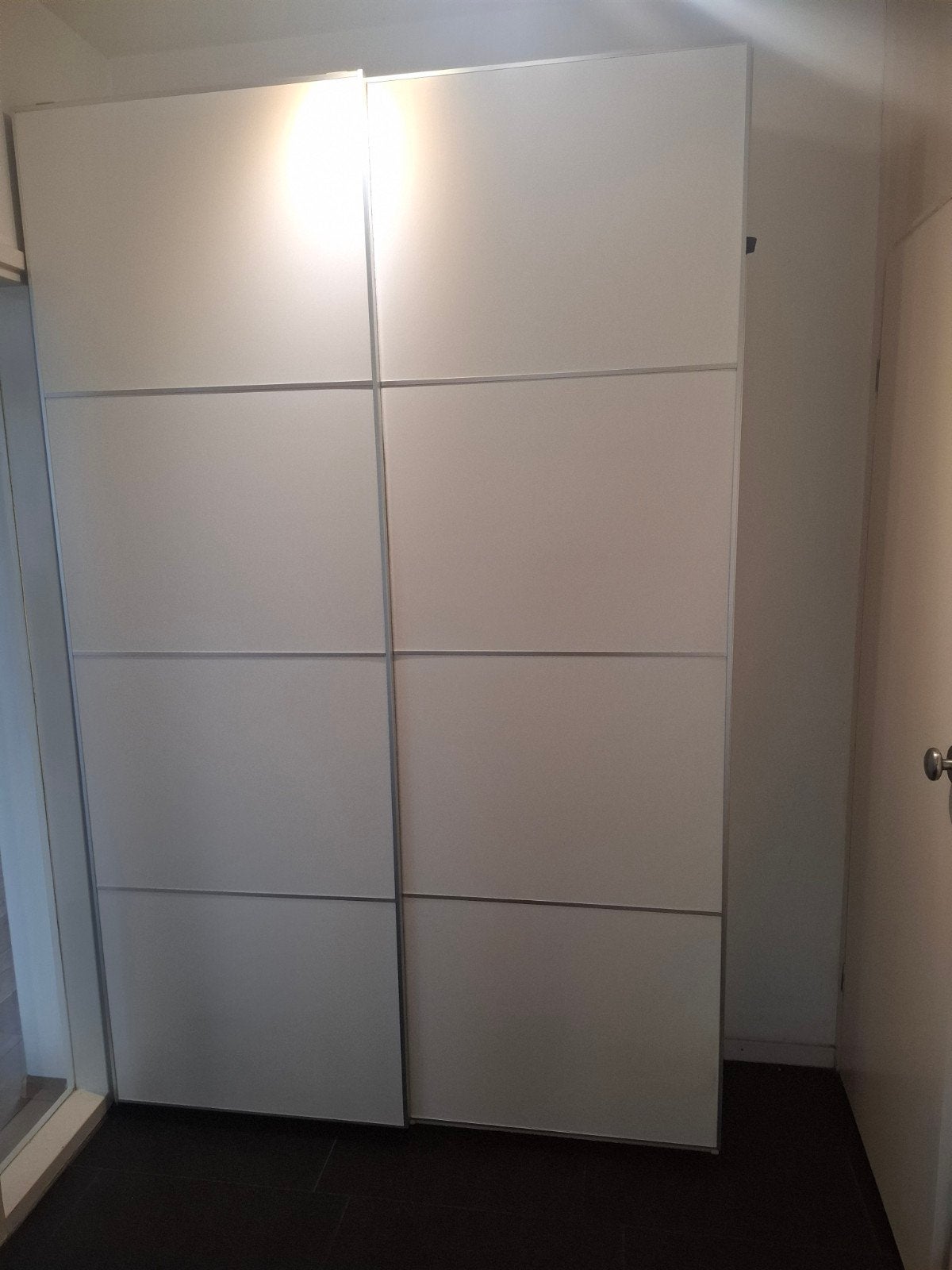 Ikea PAX / MEHAMN kledingkast wit
Kledingkast met schuifdeur, Ophalen, Overige materialen, 200 cm of meer, 150 tot 200 cm