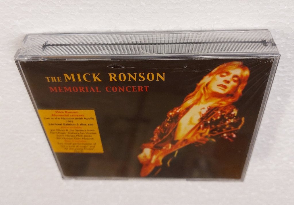 Mick Ronson 3CD David Bowie Queen Def Leppard Bill Wyman, Boxset, Verzenden, Import, Nieuw in verpakking
