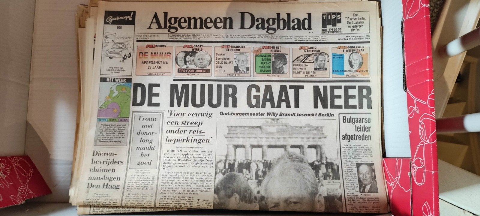 Historische Kranten: Elfstedentocht, Val Berlijnse Muur, Verzamelen, Ophalen of Verzenden, 1980 tot heden, Nederland, Krant