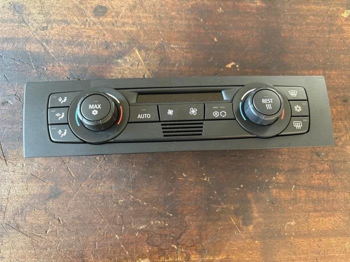 Kachel Bedieningspaneel van een BMW 1-Serie, Gebruikt, -, -, 3 maanden garantie