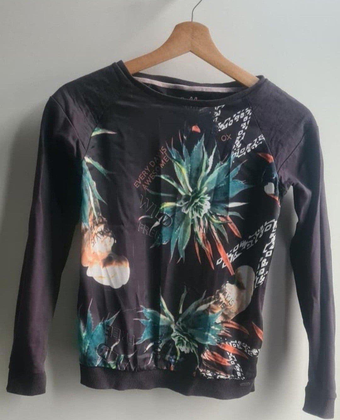 Jill shirt met licht glanzend voorpand Mt.146/152, Meisje, Ophalen of Verzenden, Zo goed als nieuw, Shirt of Longsleeve