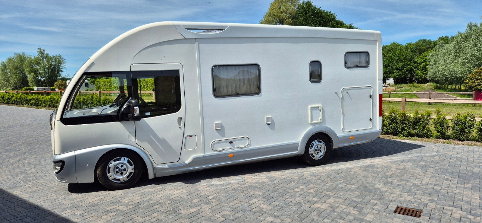Caravans And Camping Nette