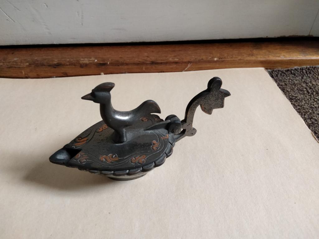 Antieke olielamp met vogeldecoratie, Ophalen of Verzenden