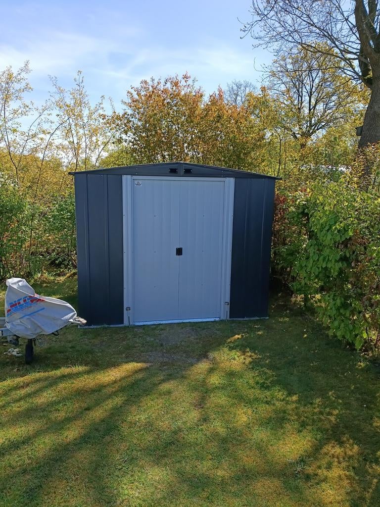 Robuuste metalen berging voor tuin of camping, Tuin en Terras, Bergingen en Tuinkasten, Zo goed als nieuw, Overige typen, Metaal