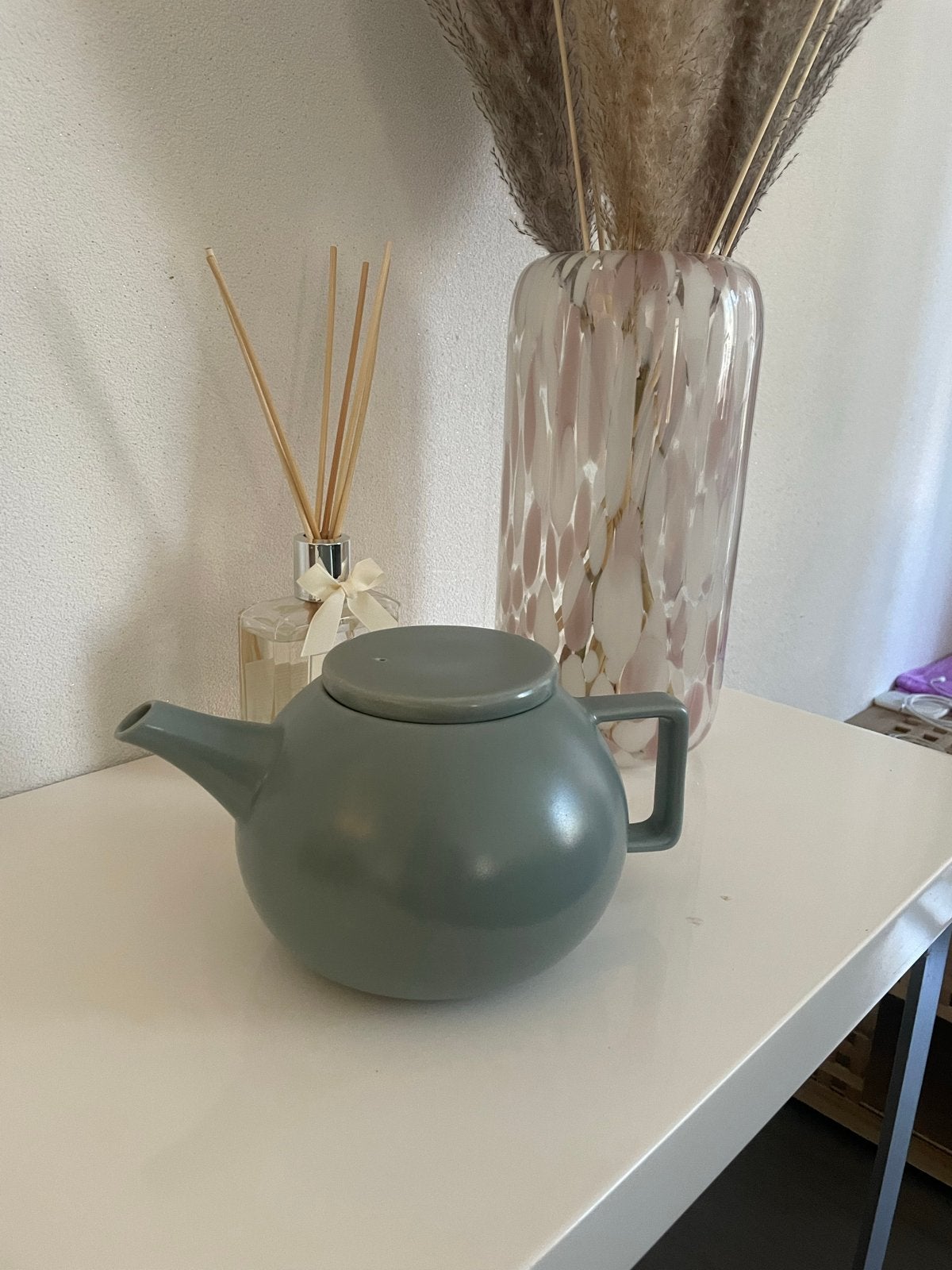 H&M theepot in blauw, Ophalen, Blauw, Aardewerk of Porselein, Nieuw