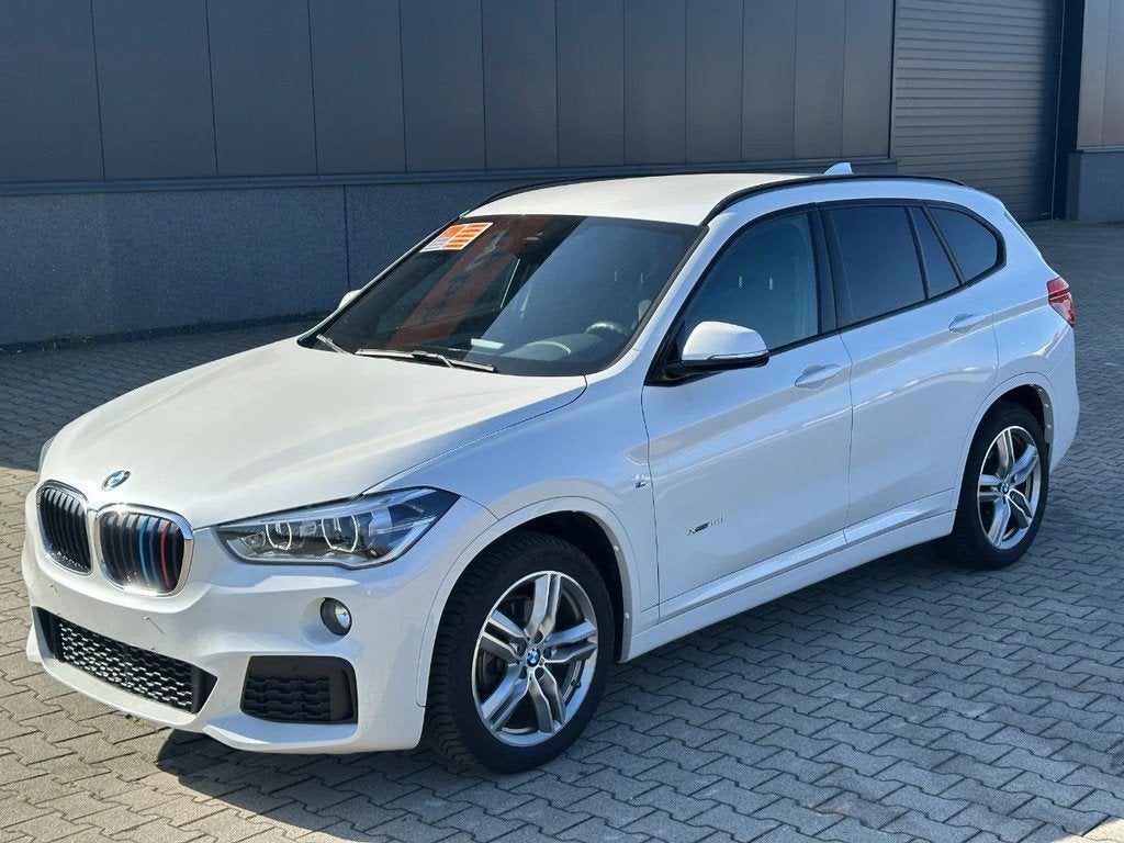 BMW X1 xDrive 18D M Sport / Navi / Steptronic / LIKE NEW!, Auto's, BMW, Bedrijf, Te koop, X1, 4x4, Airbags, Airconditioning, Alarm
