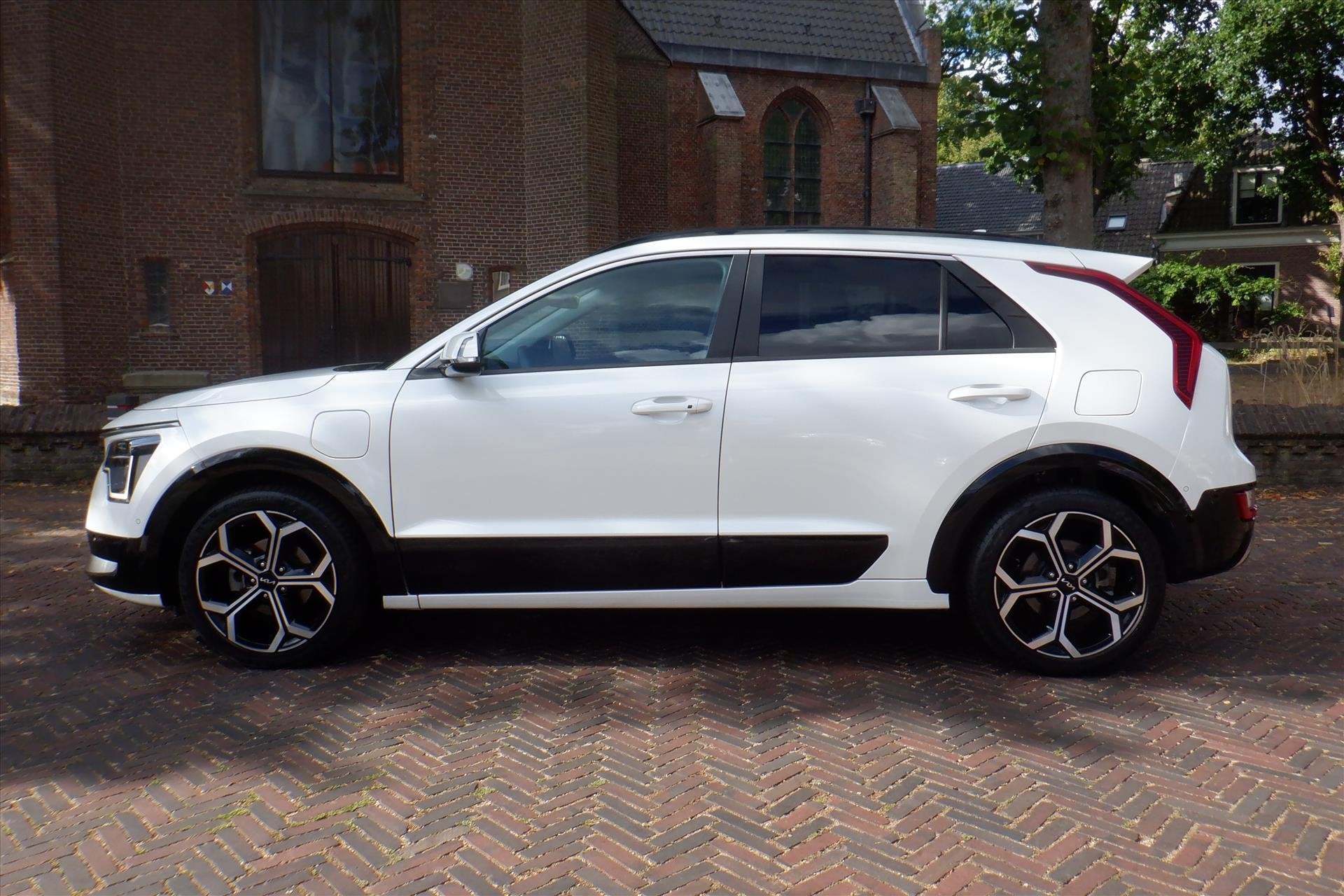 KIA Niro 1.6 GDi Plug-in Hybrid 183pk DCT6 Exe,LEER-PDC-STOE, Gebruikt, Wit, Leder, Bedrijf