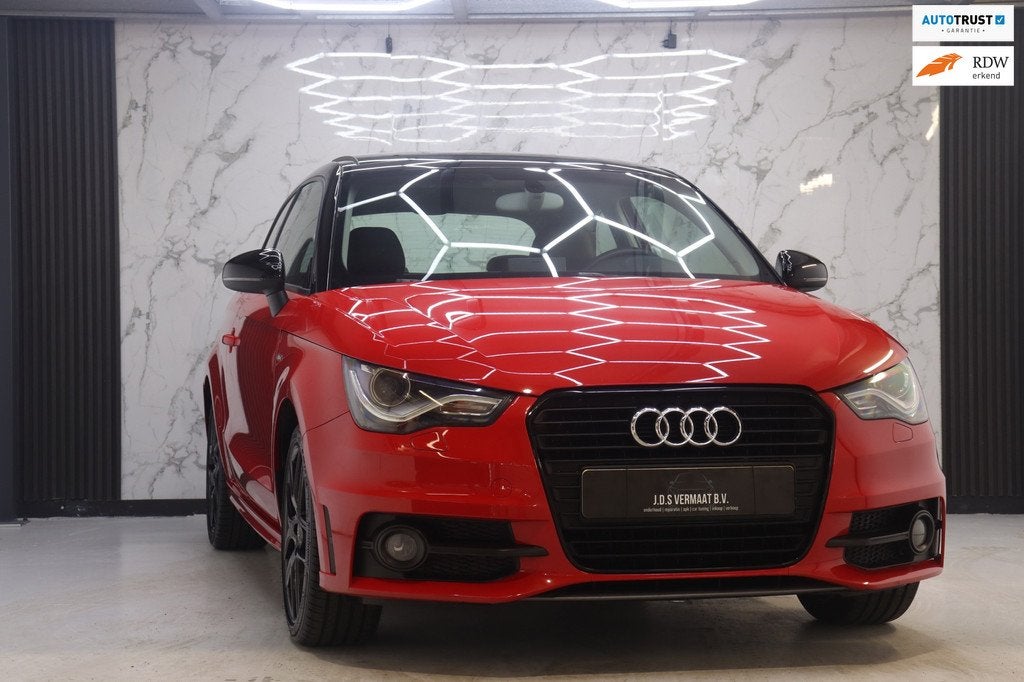 Audi A1 1.2 TFSI Pro Line S Pano, Voorwielaandrijving, Euro 5, 86 pk, Zwart