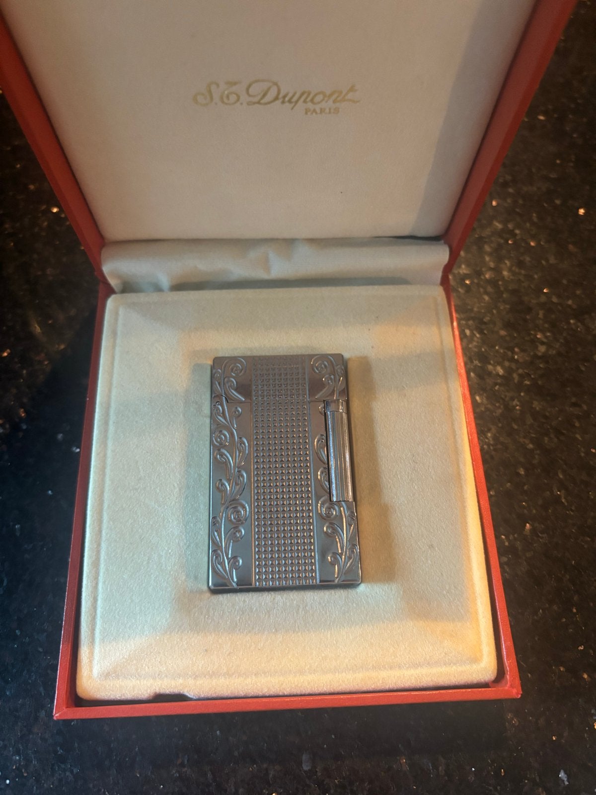 Exclusieve S.T. Dupont aansteker met originele doos, Ophalen of Verzenden, Zo goed als nieuw, Aansteker