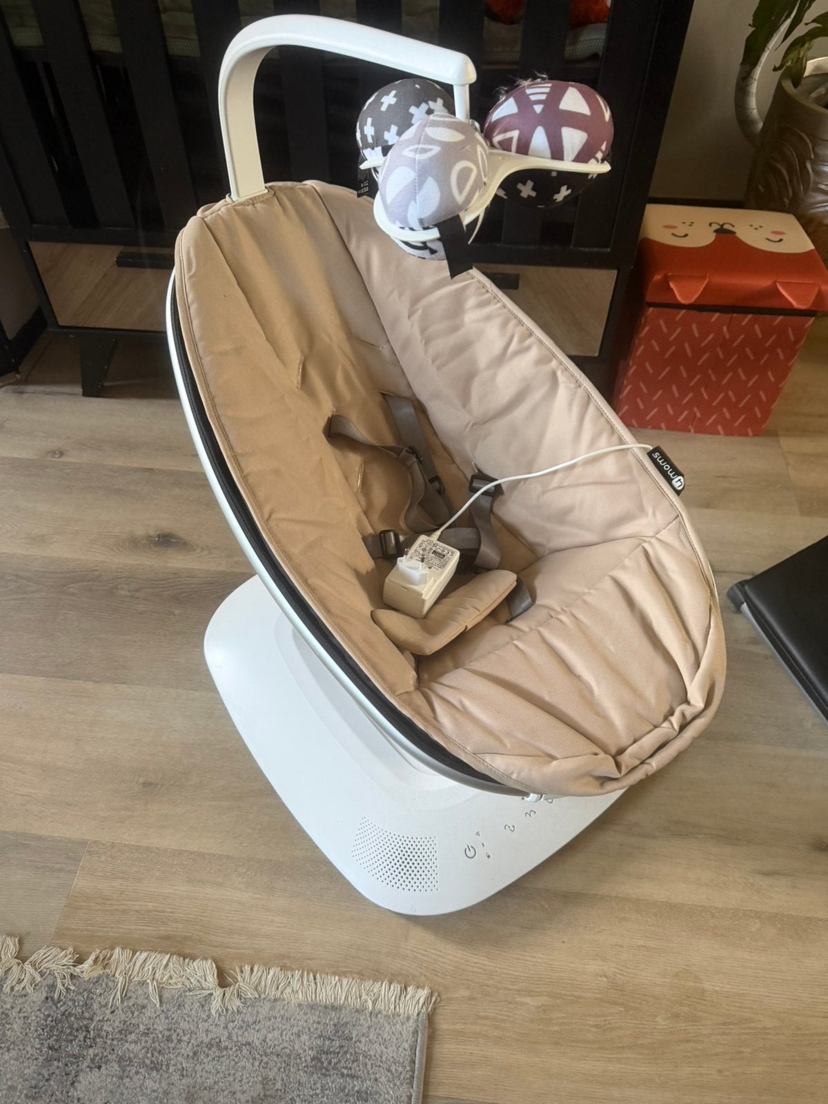 Mamaroo 4 moms wipstoel, Ophalen, Zo goed als nieuw