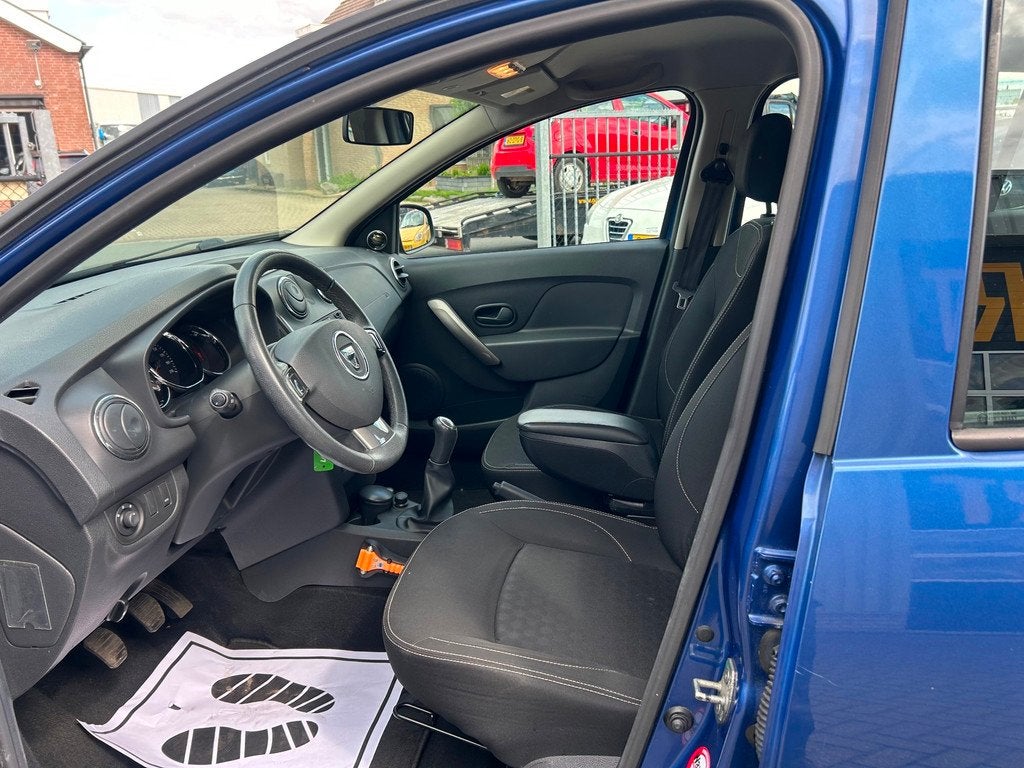 Dacia Sandero 0.9 TCe Lauréate | NAVI | CRUISE |, Auto's, Dacia, Voorwielaandrijving, Stof, Gebruikt, 31 €/maand