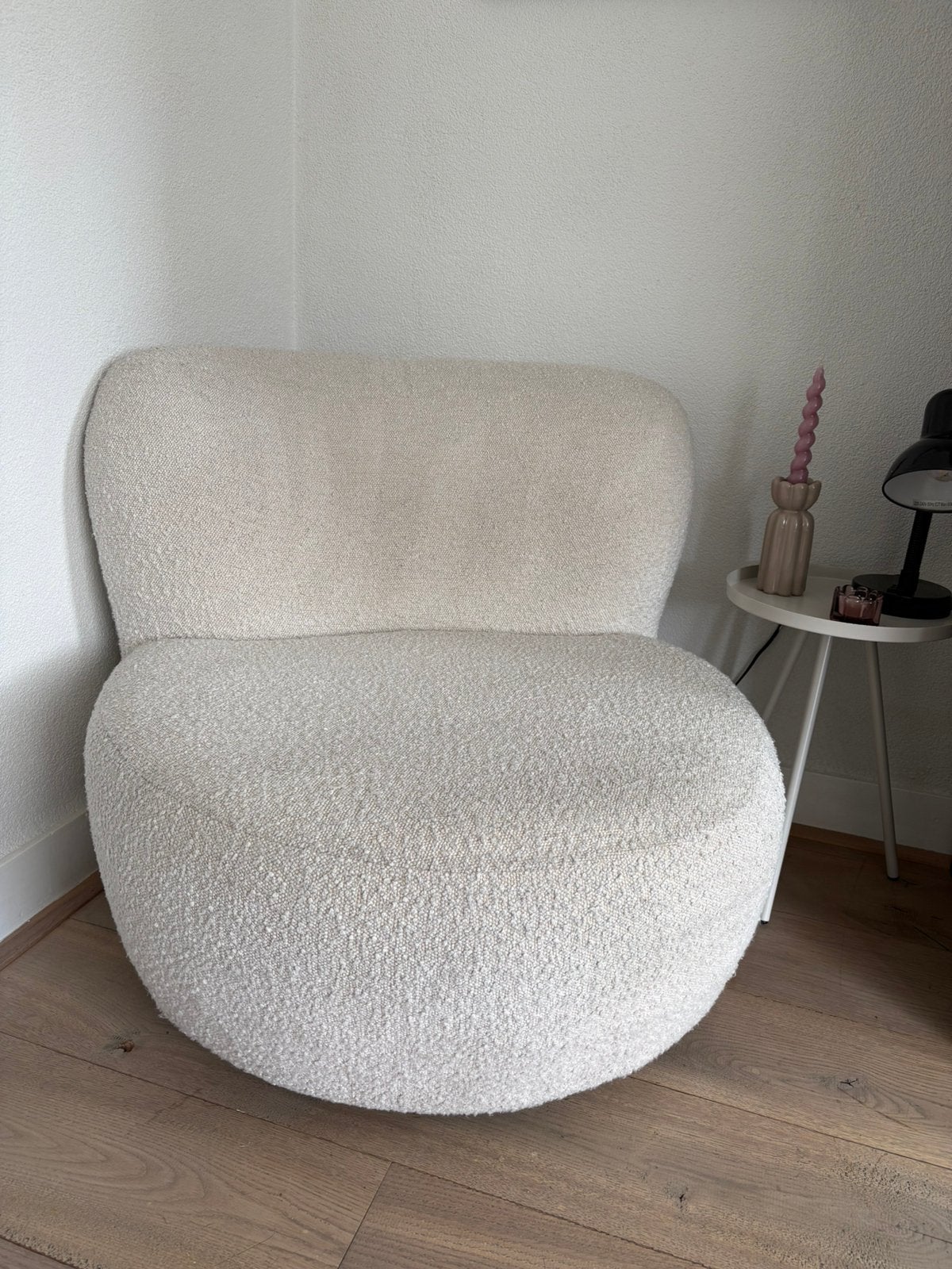 Ecru boucle draaifauteuil Anne Sissy boy, Huis en Inrichting, Fauteuils, Ophalen of Verzenden, Zo goed als nieuw, Minder dan 75 cm
