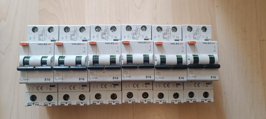 Holec B16 aardlekschakelaar, Ophalen of Verzenden