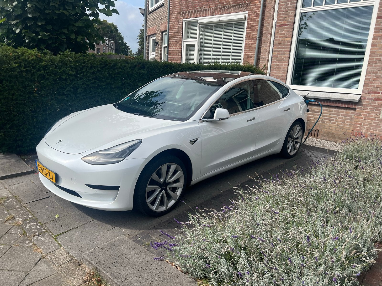 Tesla Model 3 2019 Wit, Auto's, Automaat, Zwart, Wit, Origineel Nederlands