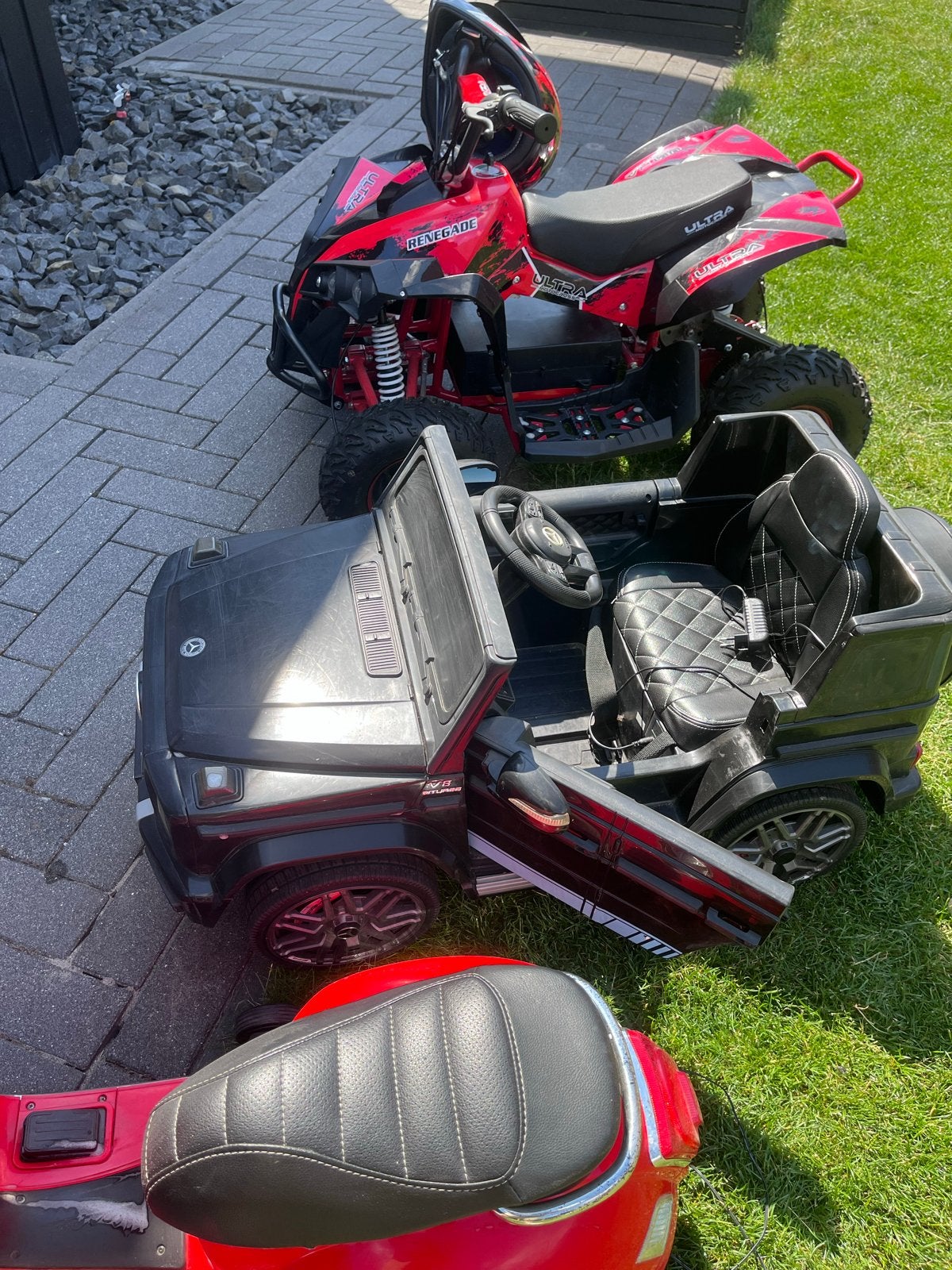 Elektrische kinderauto,vespa en quad, Ophalen, Gebruikt