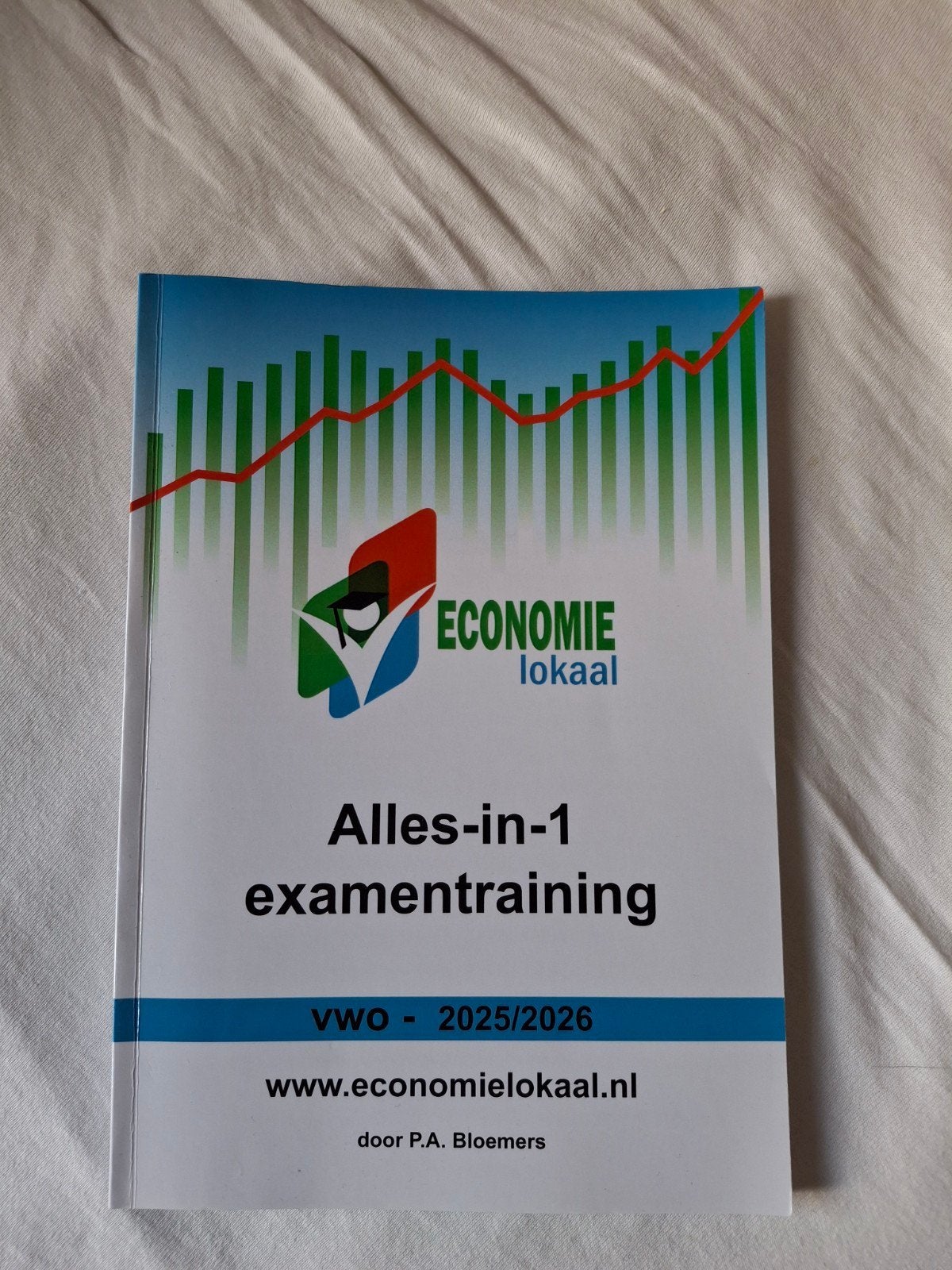 Alles-in-1 examentraining Economie vwo 2025/2026, VWO, Economie, Ophalen of Verzenden, Zo goed als nieuw