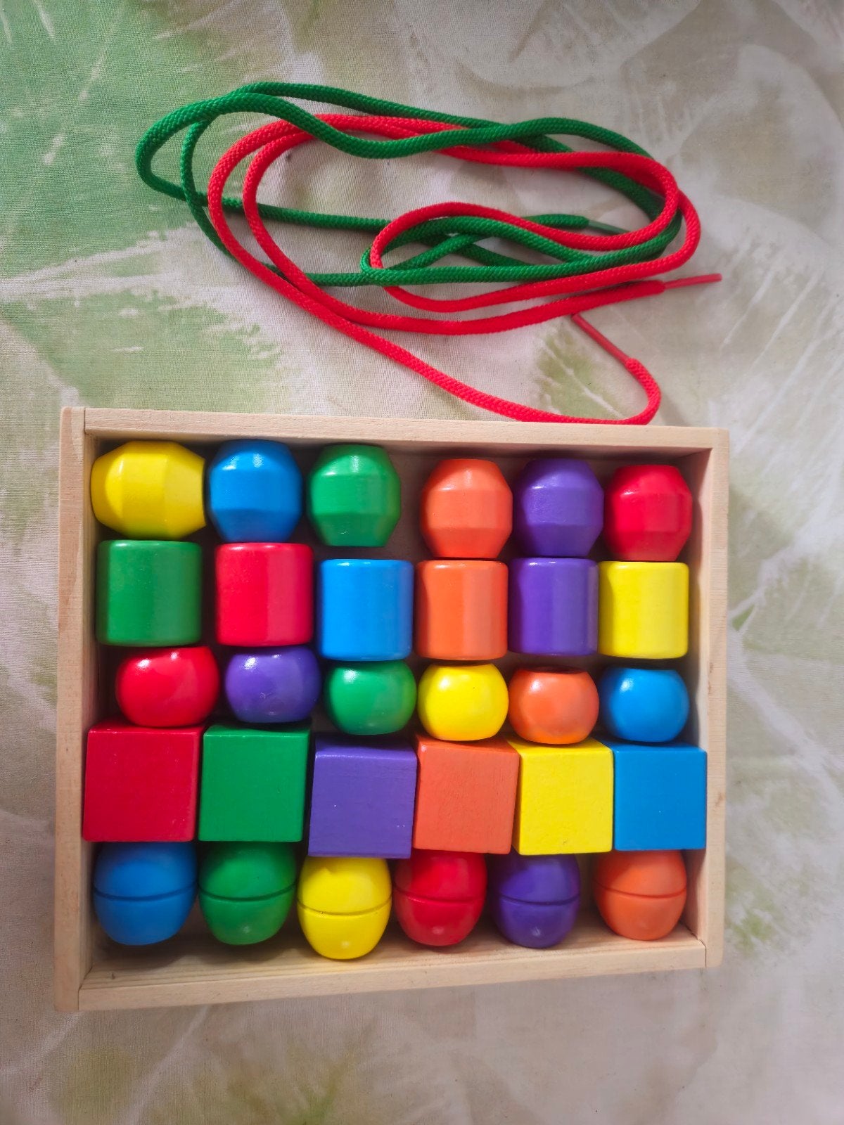 De Melissa & Doug rijgkralenset, Ophalen of Verzenden, Zo goed als nieuw, Knutselen