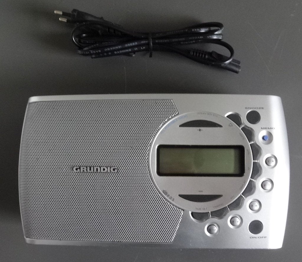zeer goed GRUNDIG RADIO Ocean Boy 510 nieuwstaat, Ophalen of Verzenden, Zo goed als nieuw, Radio