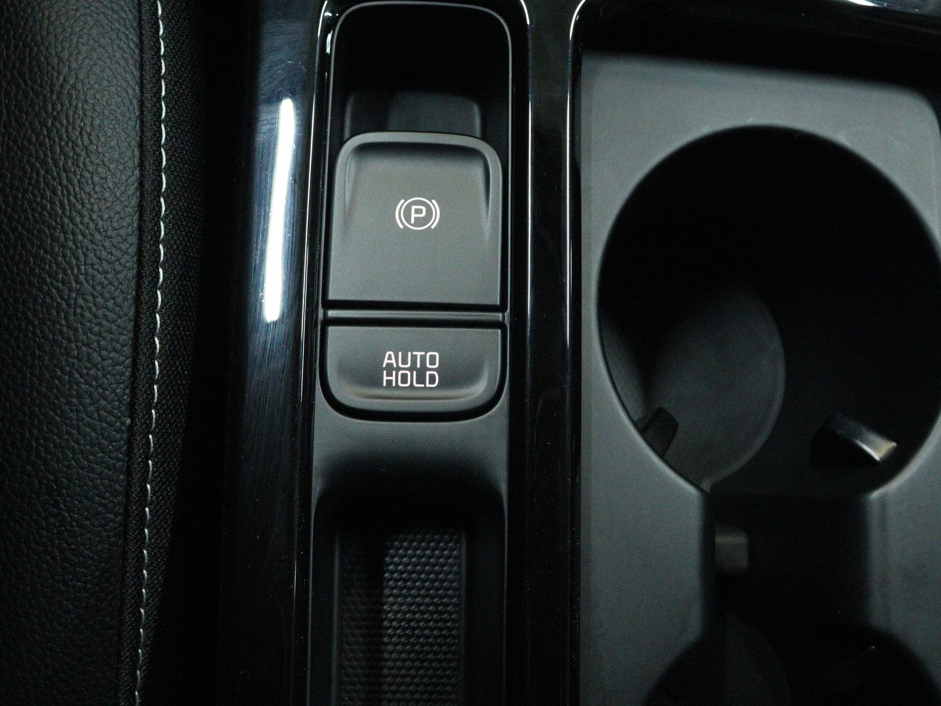 Foto 12 van Kia Ceed Sportswagon 1.0 T-GDi DynamicPlusLine | Stuur-/Stoe