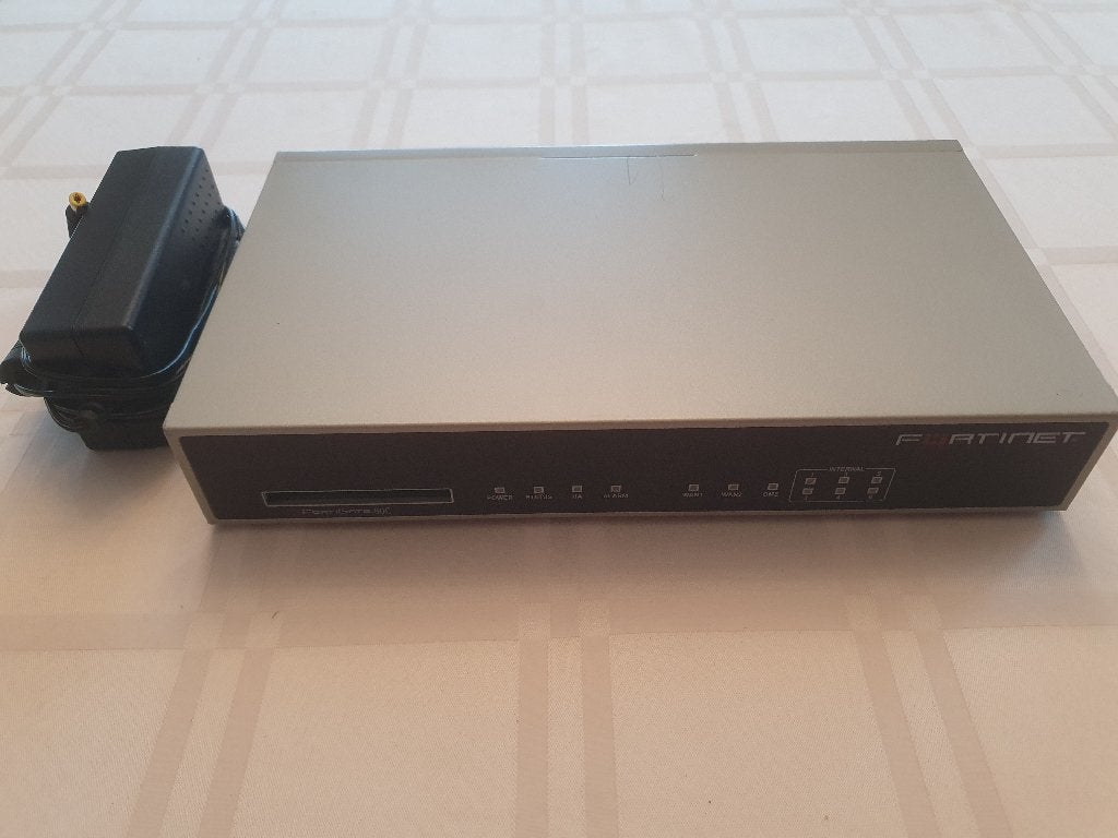 Fortigate 80C Firewall, Computers en Software, Routers en Modems, Gebruikt, Ophalen of Verzenden