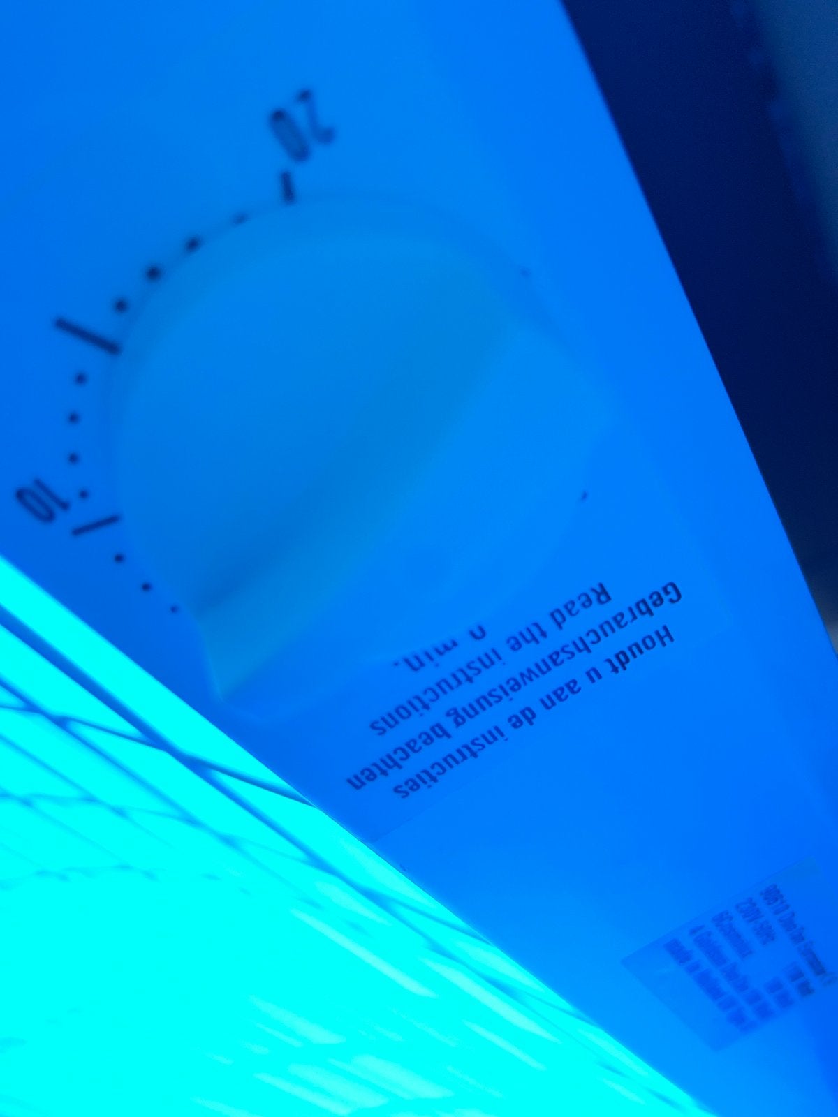 Zonnebank enkelzijdig met timer, Ophalen, Gebruikt, Zonnebank enkelzijdig, 10 tot 15 lampen