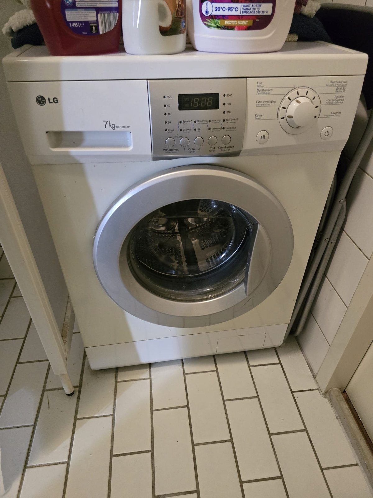 LG wasmachine, Witgoed en Apparatuur, Ophalen, Gebruikt, 85 tot 90 cm, 1200 tot 1600 toeren