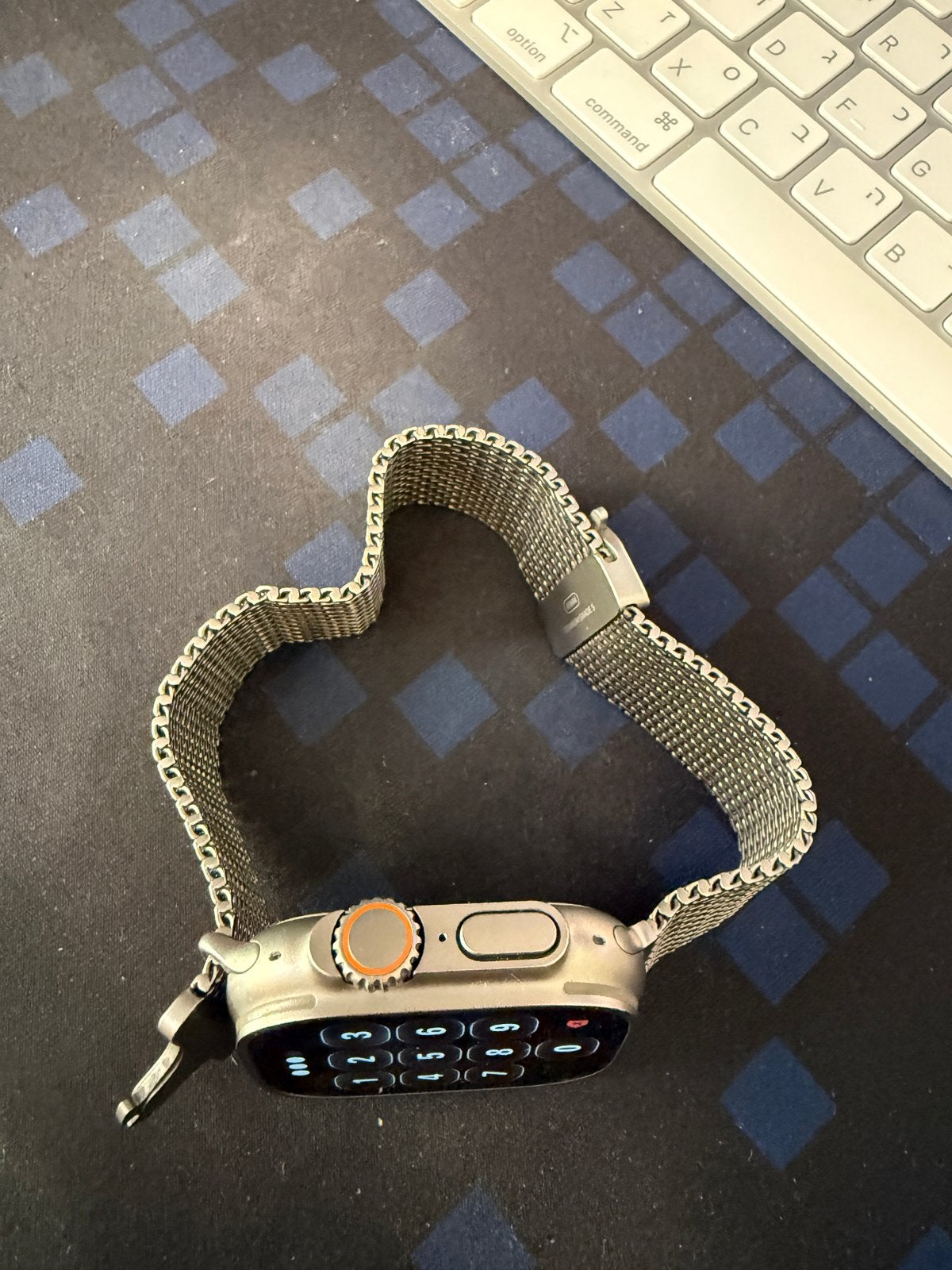 Apple Watch Ultra 2 met Milanese bandje