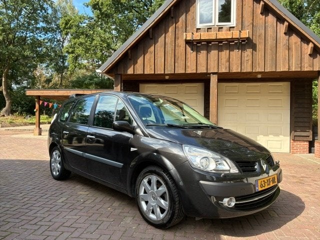Renault Grand Scenic 2.0 16V 99KW  PANO AUTOMAAT Zwart N.A.P, Auto's, 1998 cc, 4 cilinders, Zwart, Origineel Nederlands