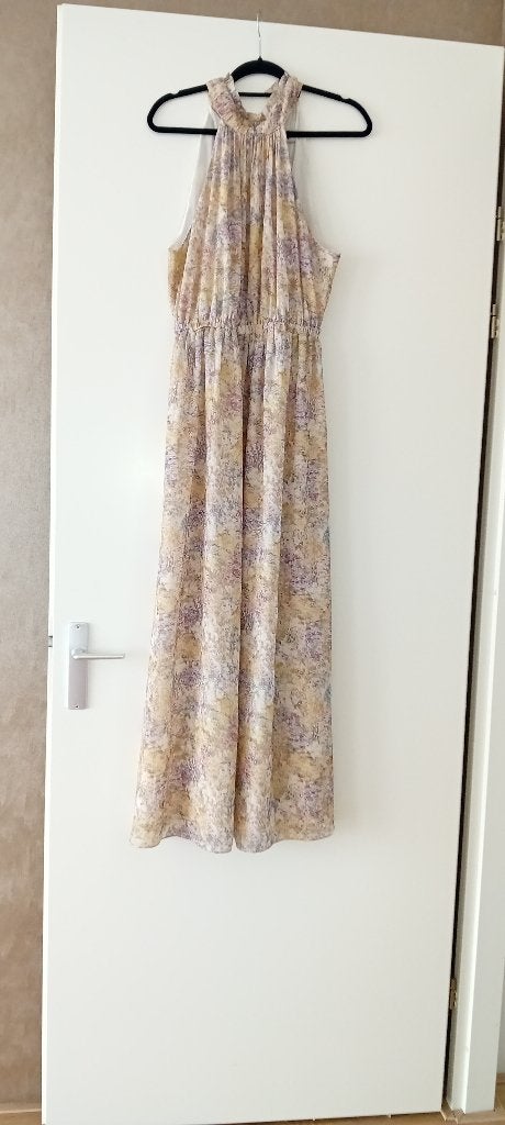 Lange jurken, maxi dress mermaid dress, Ophalen of Verzenden, Zo goed als nieuw, Beige, Onder de knie