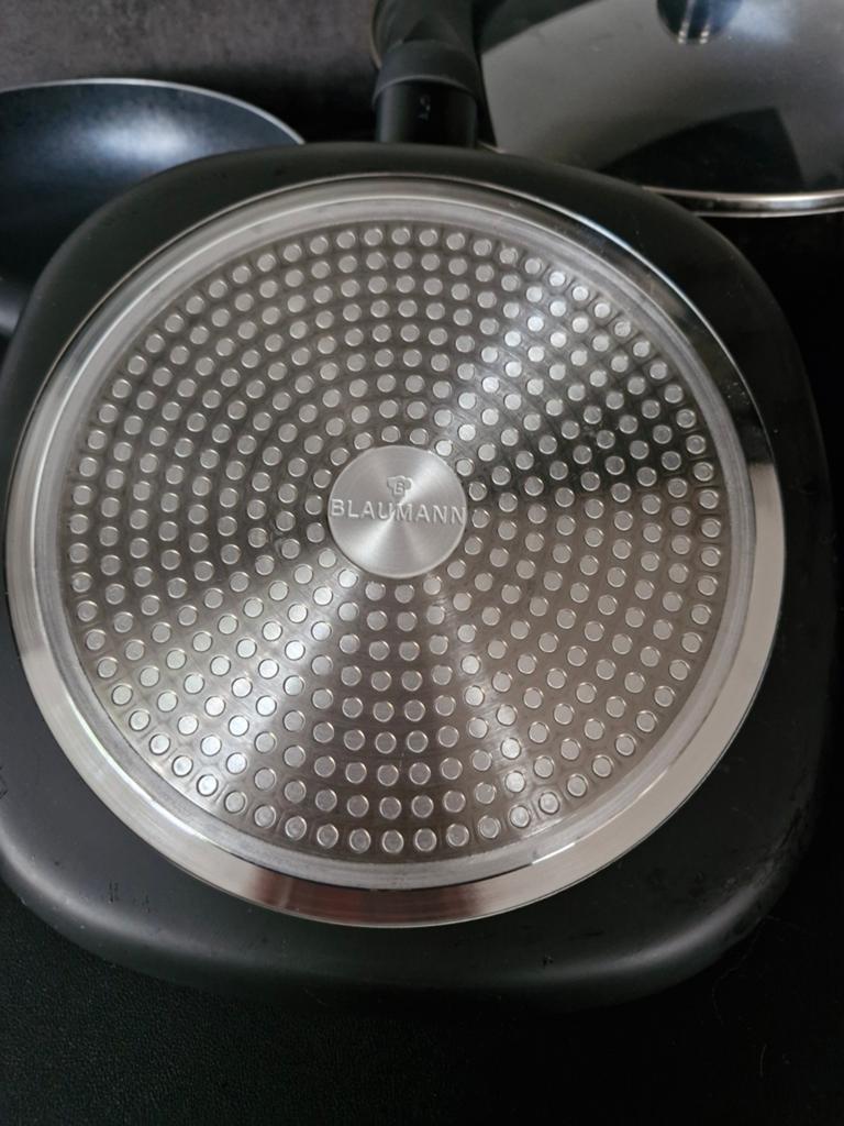 Blaumann 7-delige pannenset - Grillpan, Wokpan, Koekenpannen, Huis en Inrichting, Keuken | Potten en Pannen, Ophalen, Zo goed als nieuw