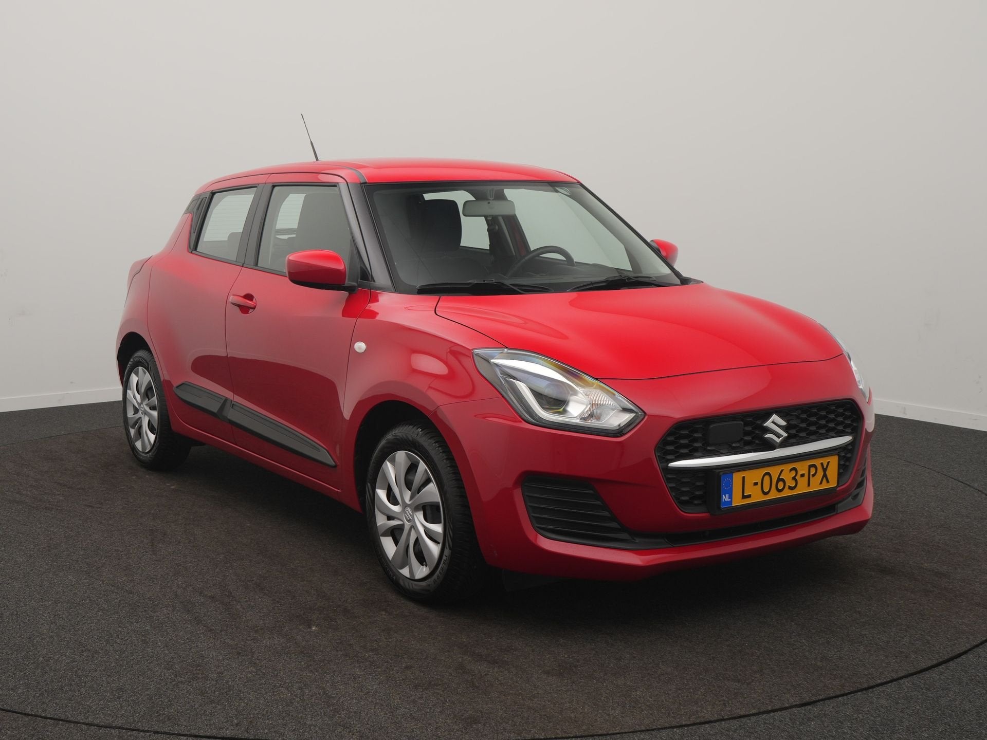 Suzuki Swift 1.2 Comfort Smart Hybrid - RIJKLAARPRIJS - All, Auto's, Suzuki, 12 maanden, Stof, Gebruikt, 4 cilinders