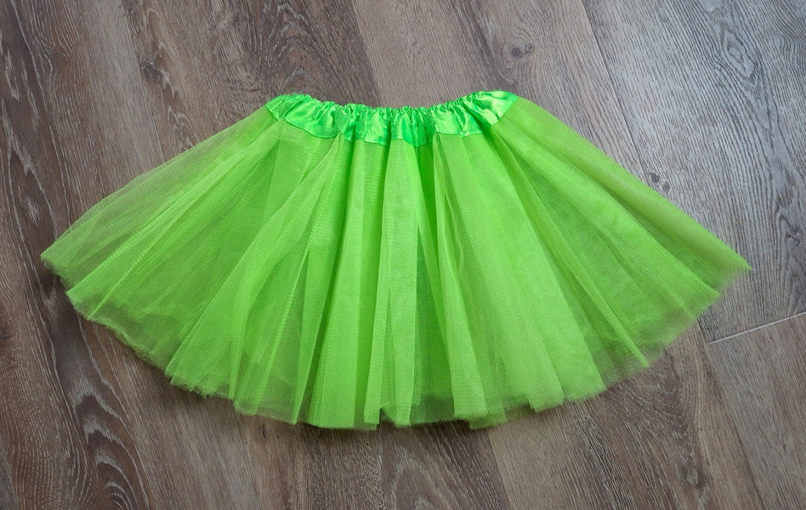 Groene kinder tutu, Kinderen en Baby's, Carnavalskleding en Verkleedspullen, Ophalen of Verzenden, Zo goed als nieuw, Meisje