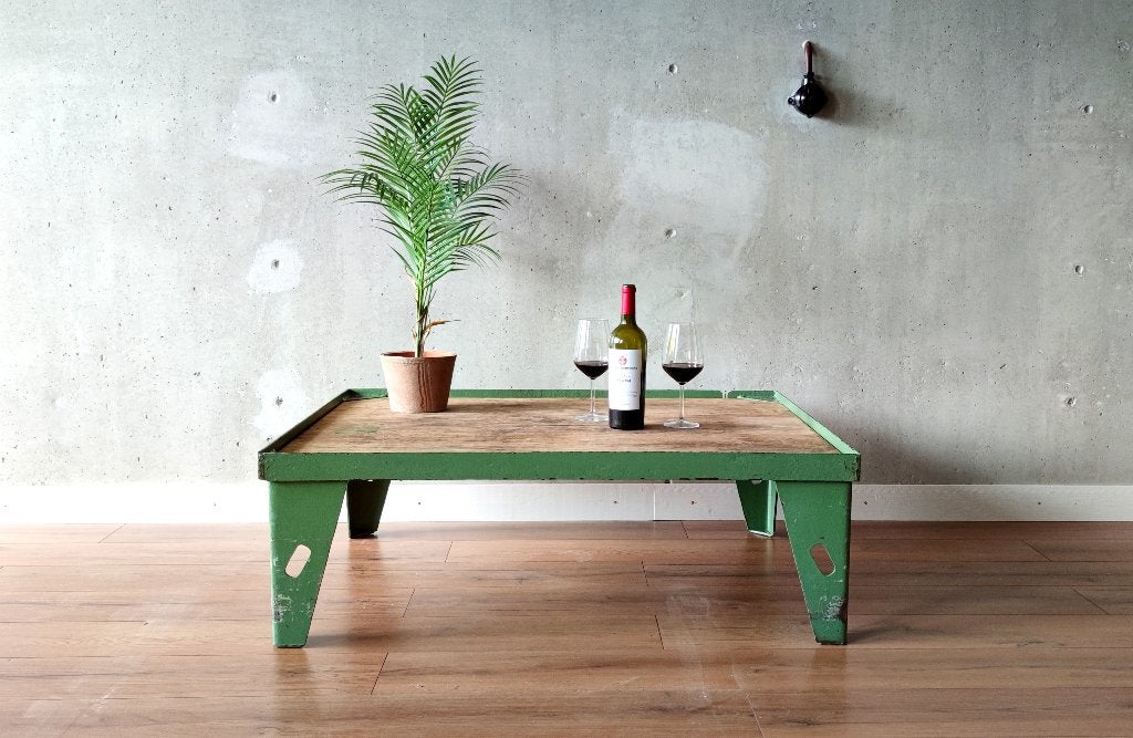 Salontafel van staal en hout, Huis en Inrichting, Ophalen, Gebruikt, 100 tot 150 cm, 50 tot 100 cm