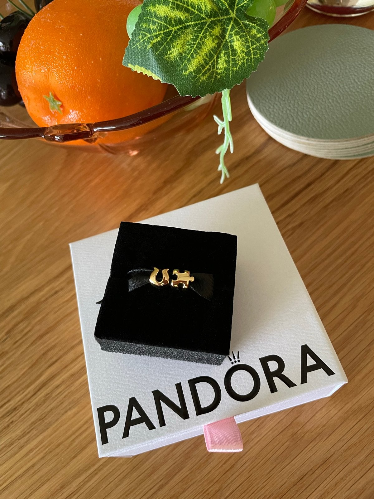 Pandora Vergulde Mini Bedels - Zo goed als nieuw, Pandora, Ophalen of Verzenden, Zo goed als nieuw, 2 of 3 bedels