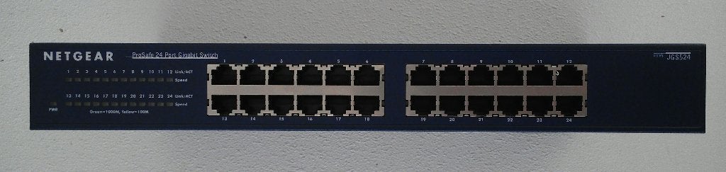Netgear JGS524v2 Prosafe 24-port Gigabit switch, Ophalen of Verzenden, Zo goed als nieuw