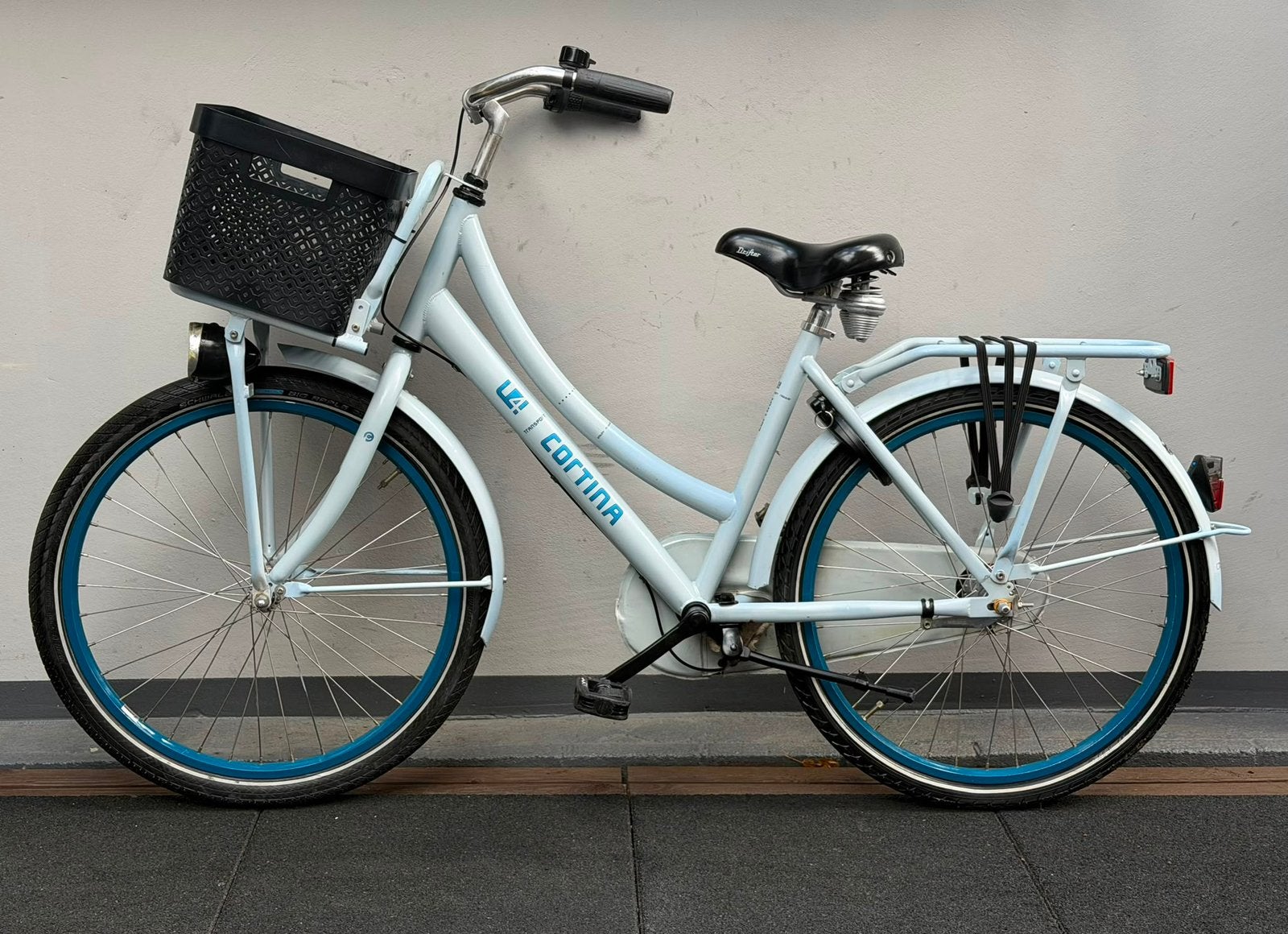 Cortina U4, 24 inch, complete meisjesfiets, 3 versnellingen, Fietsen en Brommers, Fietsen | Meisjes, Ophalen, Terugtraprem, Versnellingen