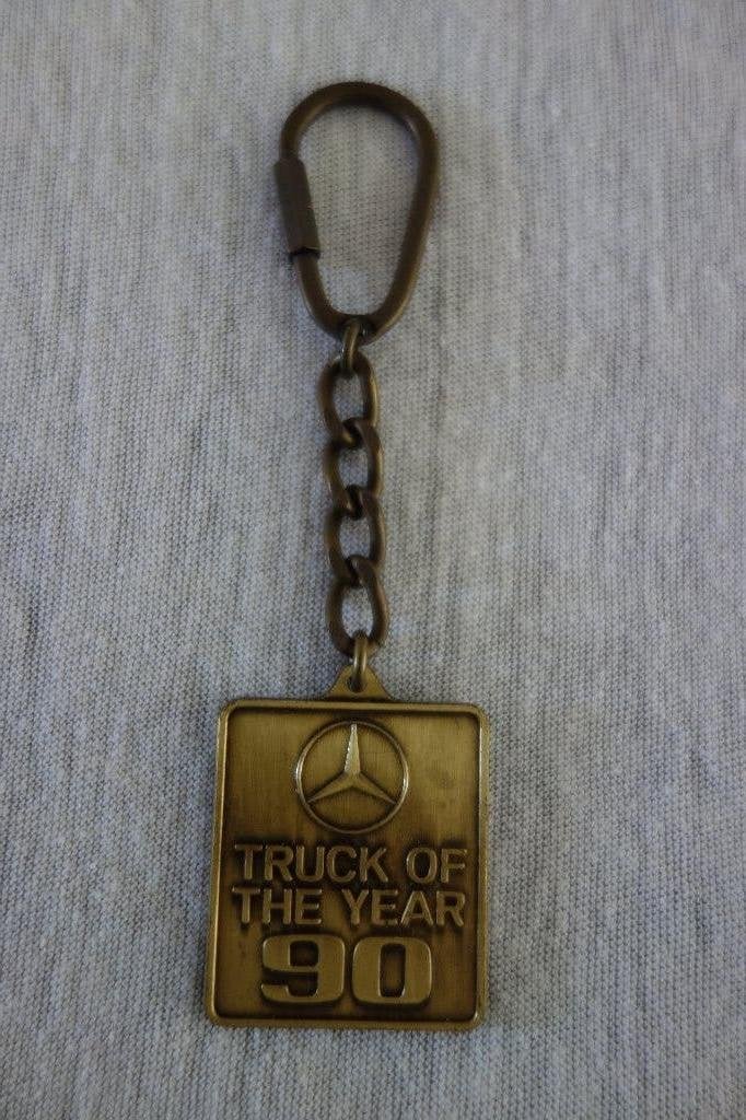 Sleutelhanger Mercedes truck of the year 90, Verzamelen, Sleutelhangers, Ophalen of Verzenden, Gebruikt, Merk