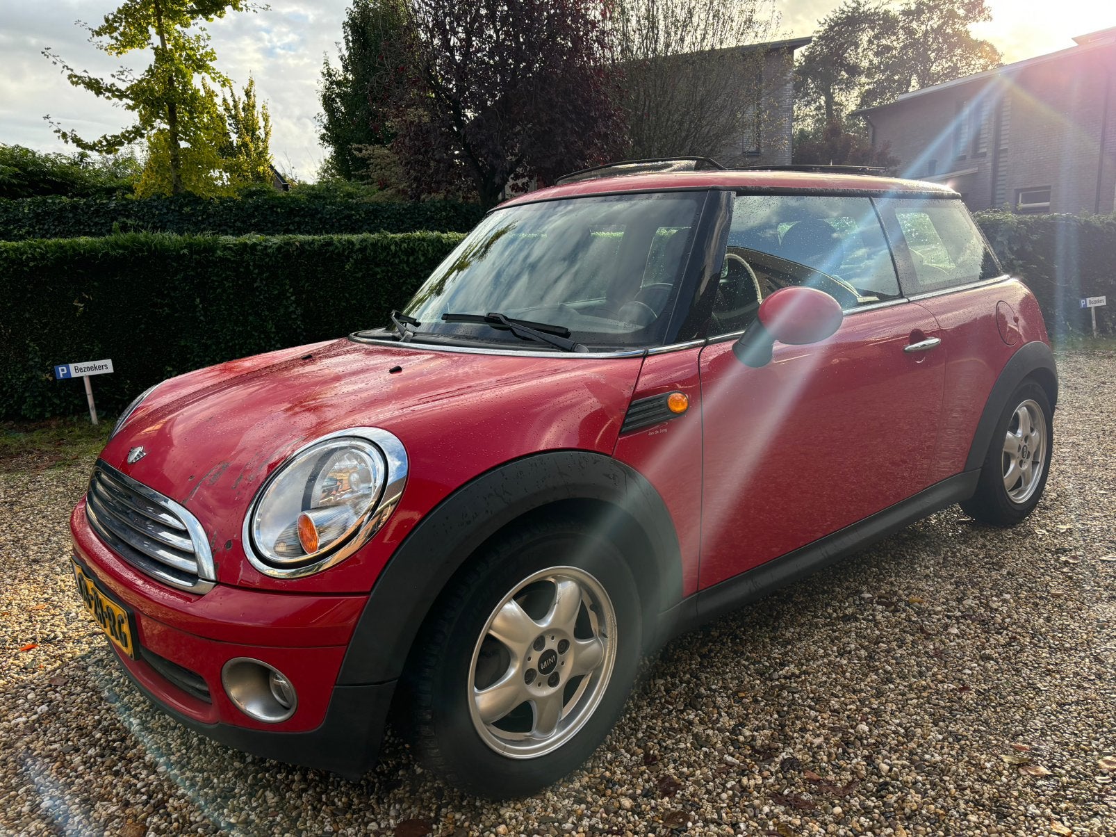 Mini 1.6 16V Cooper 2008 1E EIGENAAR, Auto's, Voorwielaandrijving, 750 kg, 4 stoelen, 49 €/maand