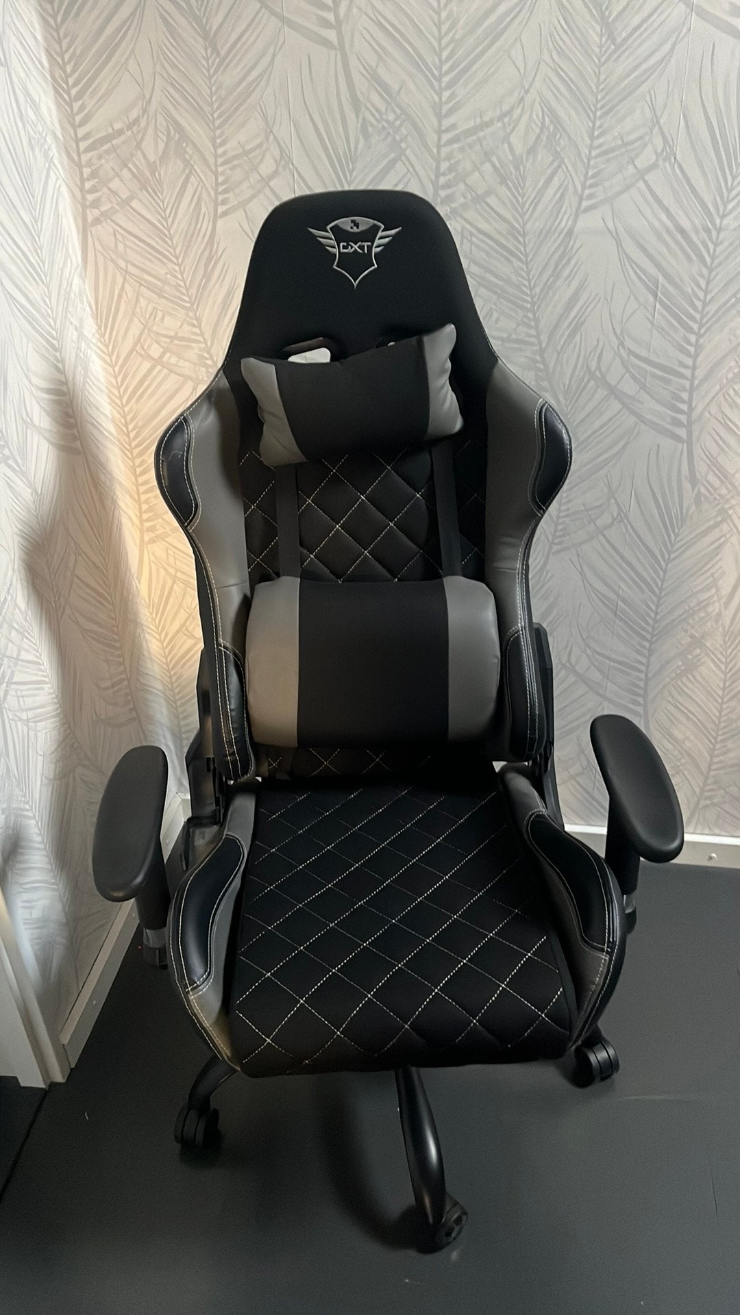 GXT gaming chair, Ophalen, Zo goed als nieuw, Zwart