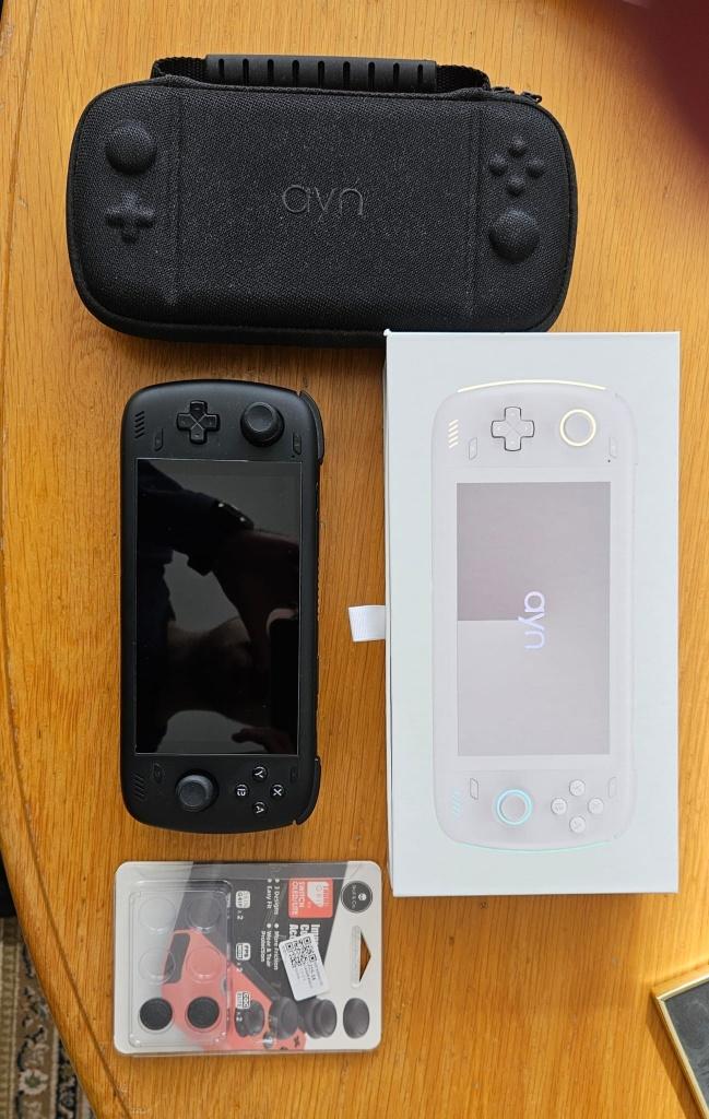 AYN odin 2 pro + extra spul - Ruil mogelijk voor new 3ds xl, Ophalen, AYN, Zo goed als nieuw